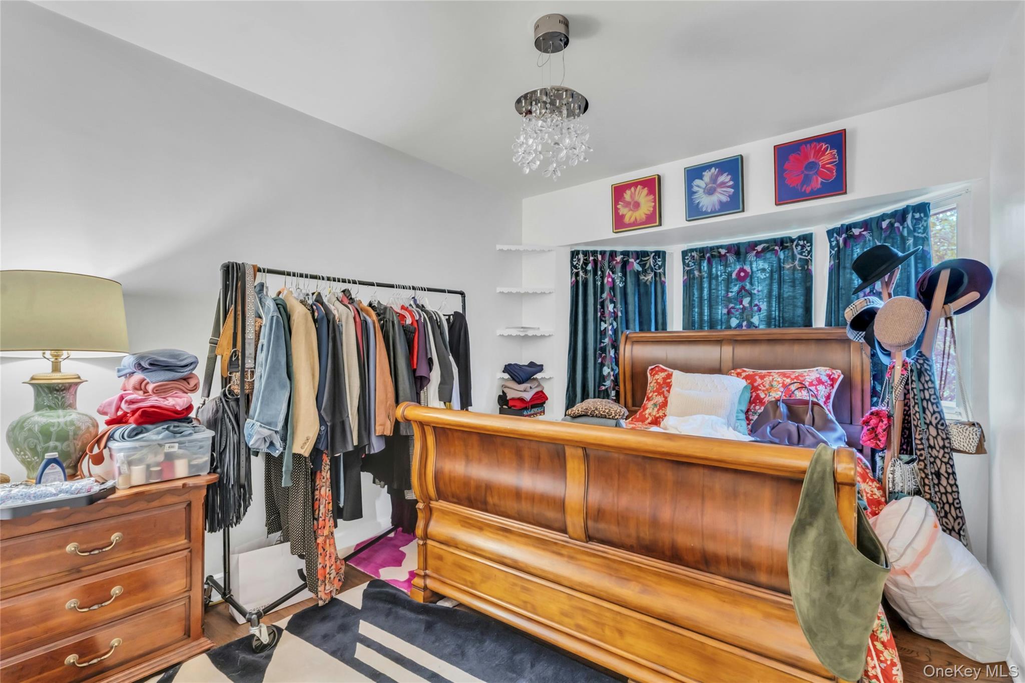 6 Harmony Road, Huntington, NY 11743