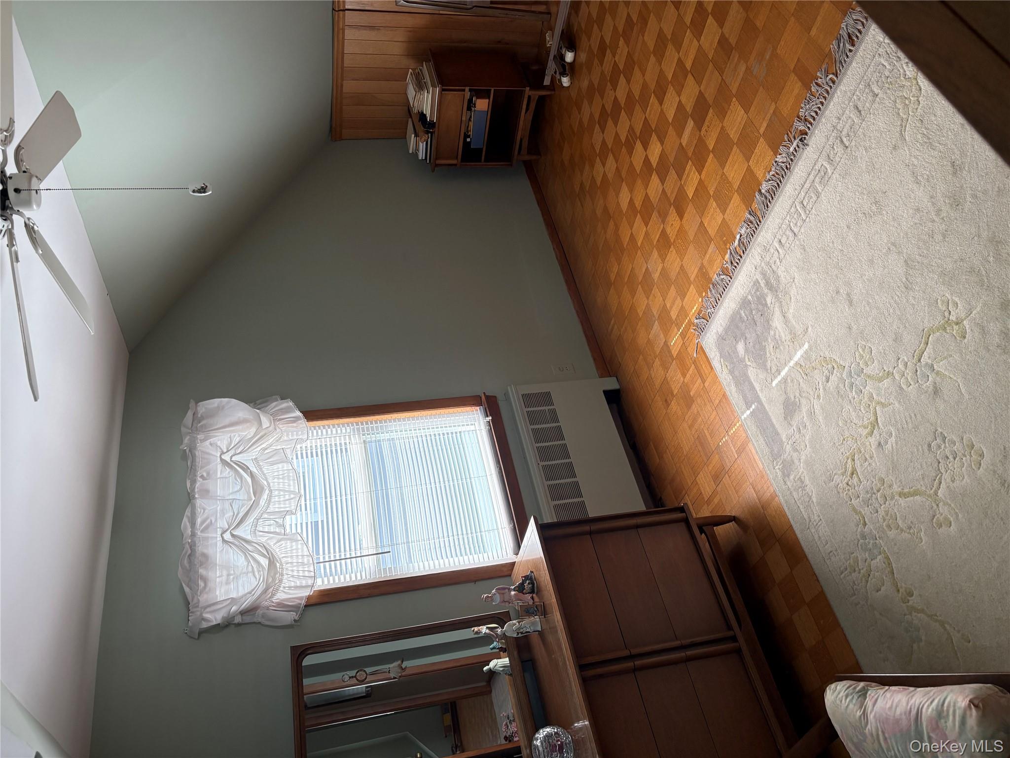 239 McKinley Parkway, Mineola, NY 11501