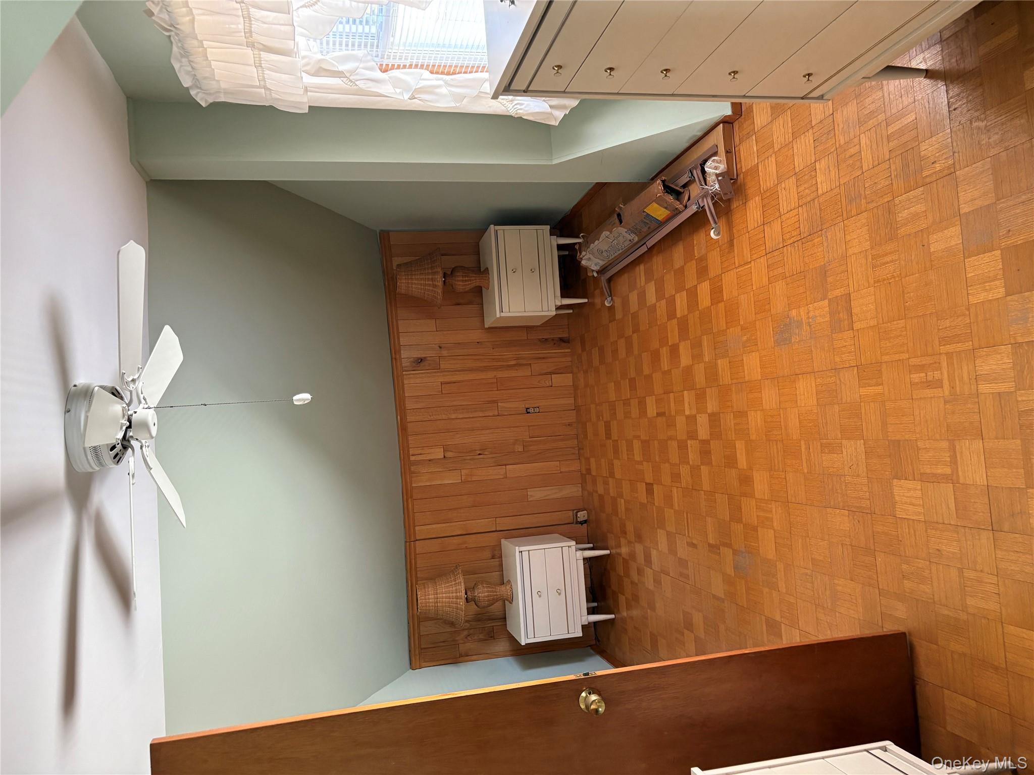 239 McKinley Parkway, Mineola, NY 11501