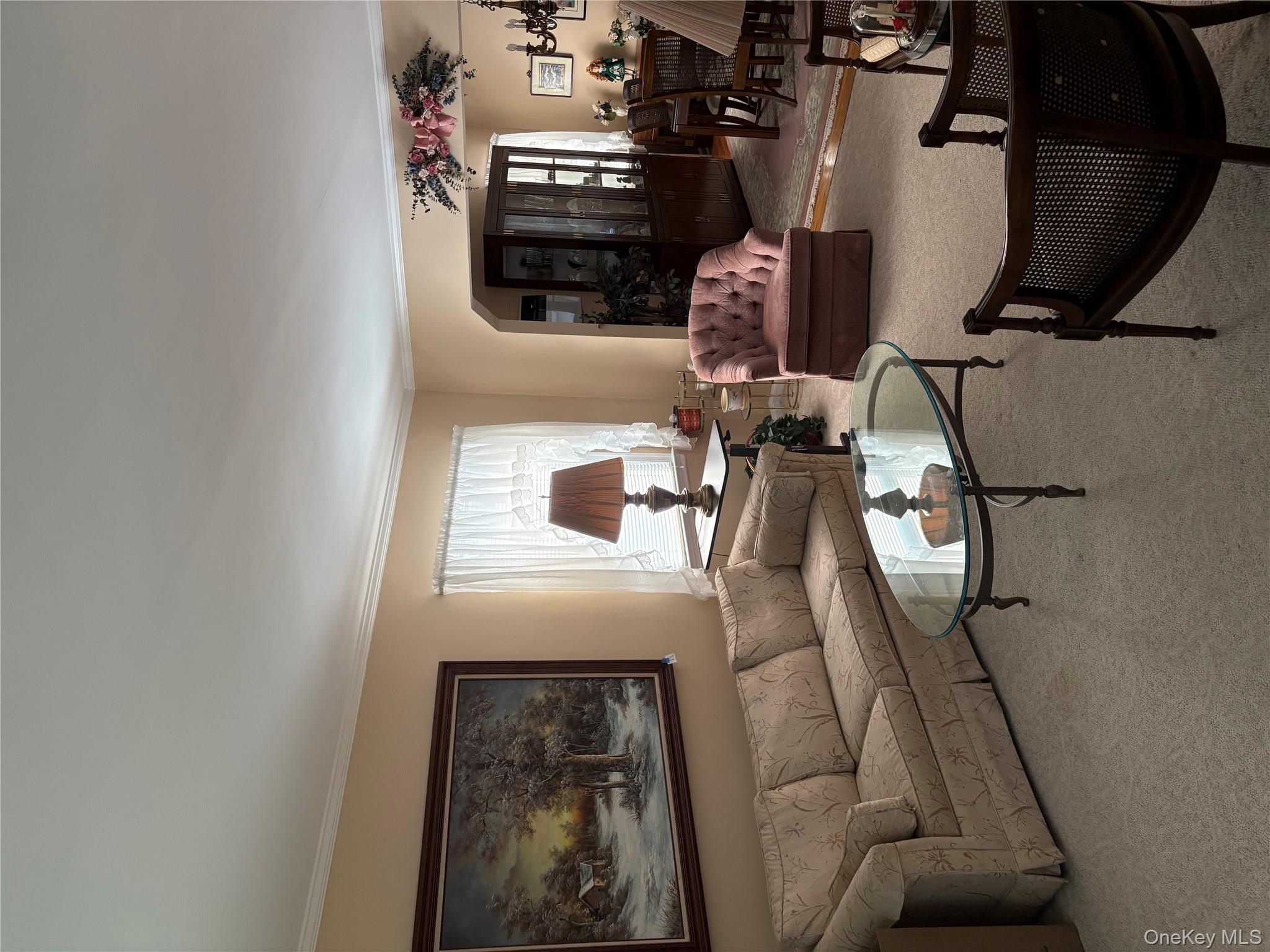 239 McKinley Parkway, Mineola, NY 11501