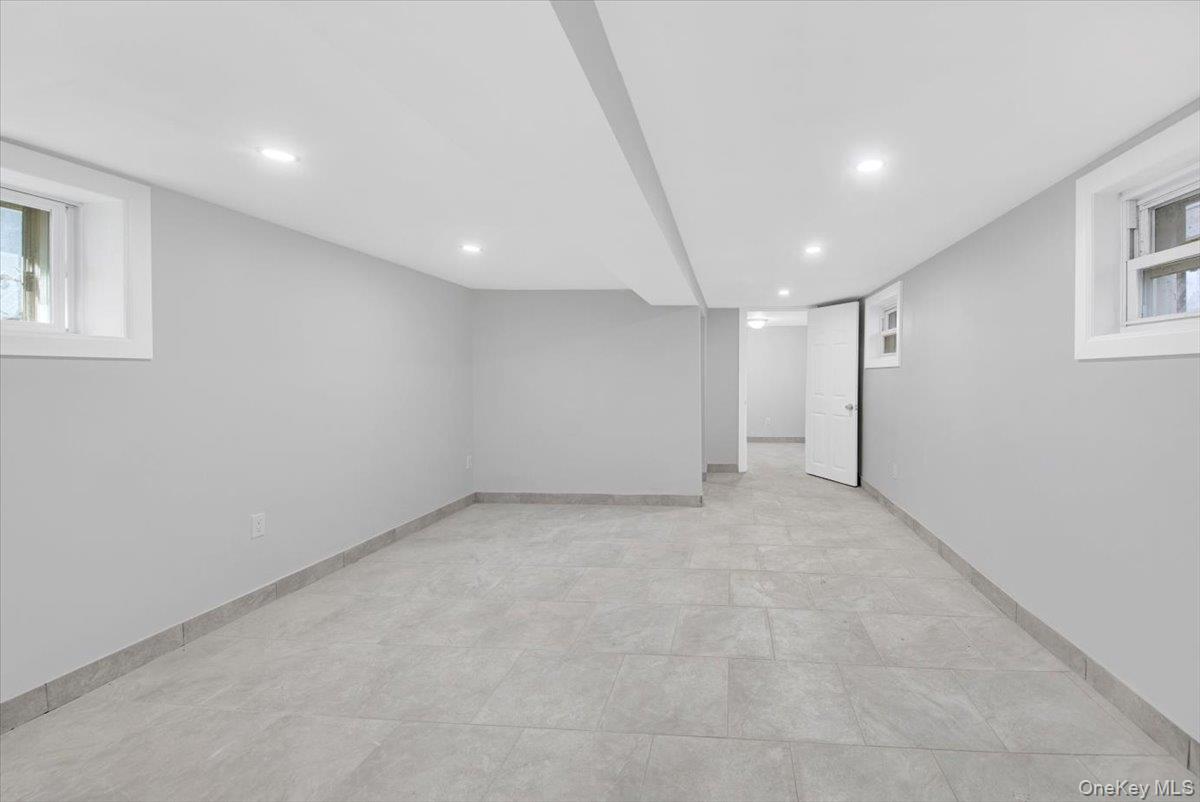 216 Pugsley Avenue, Bronx, NY 10473