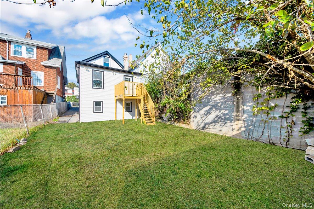 216 Pugsley Avenue, Bronx, NY 10473