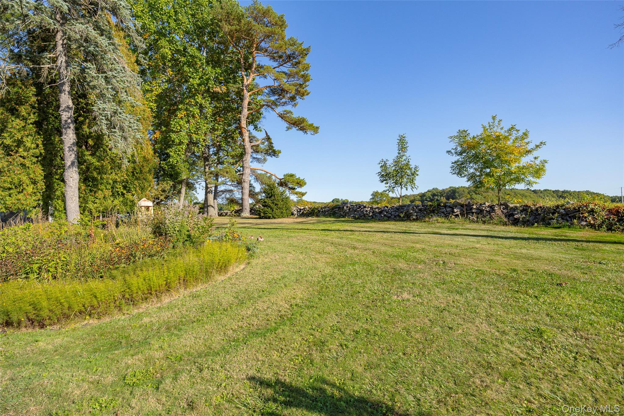 404 Gretna Road, Hyde Park, NY 12538