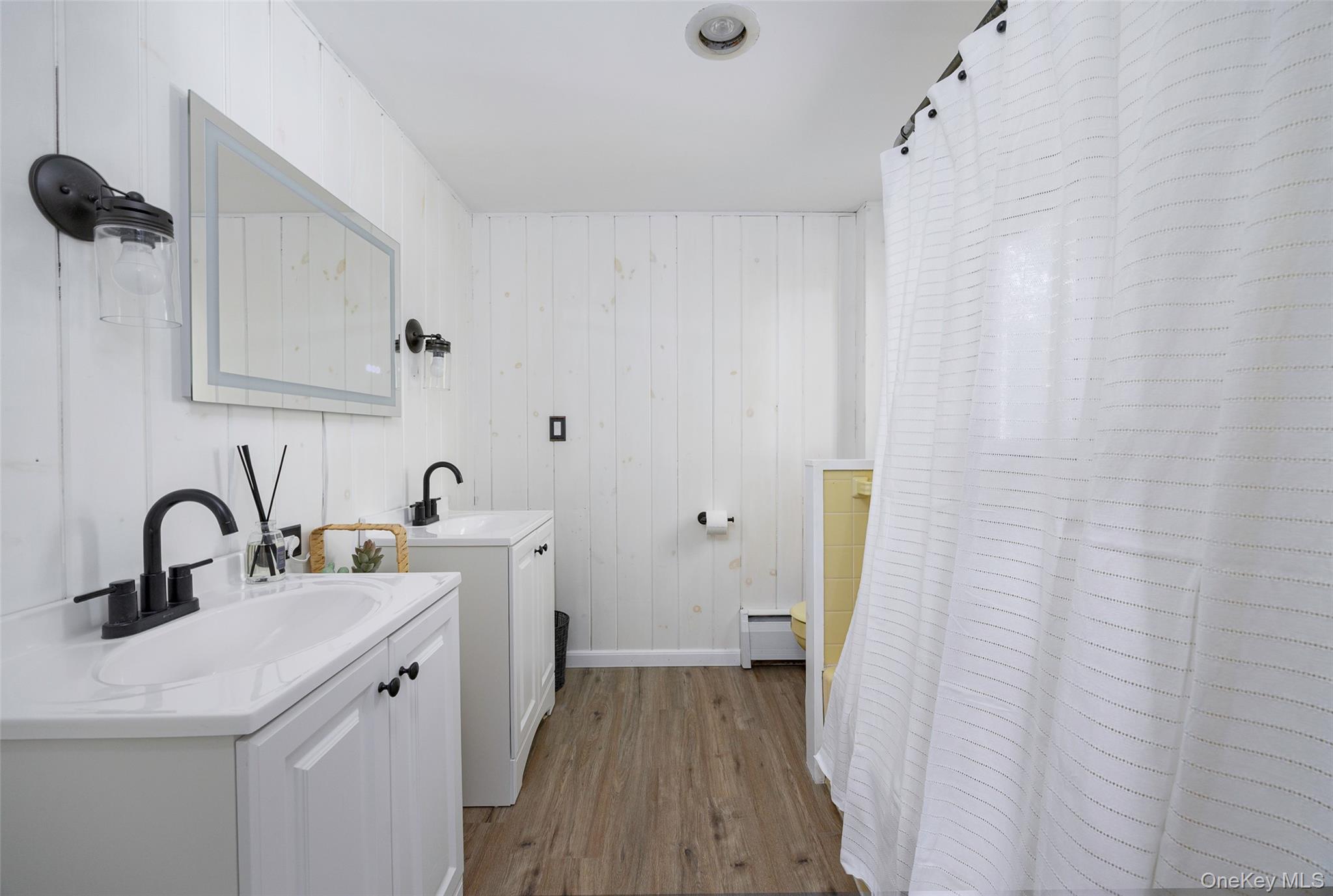 404 Gretna Road, Hyde Park, NY 12538