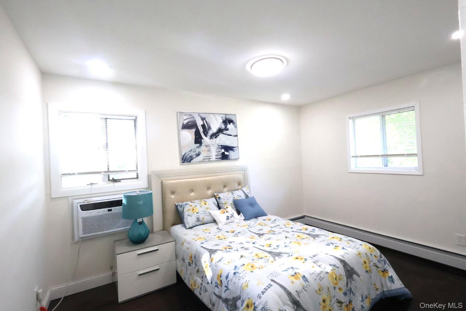 18 Park Drive East, Syosset, NY 11791