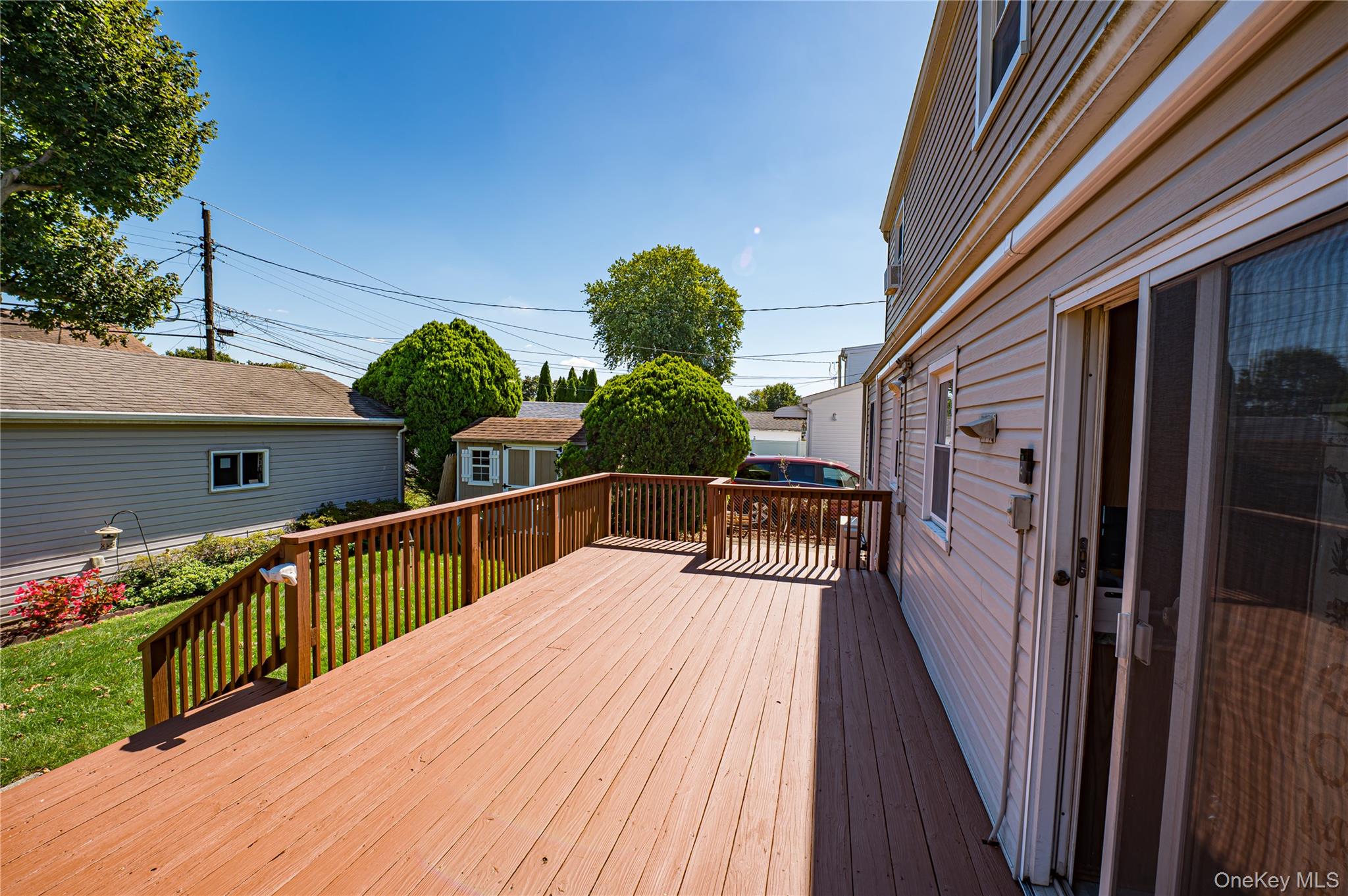 31 Garden Boulevard, Hicksville, NY 11801