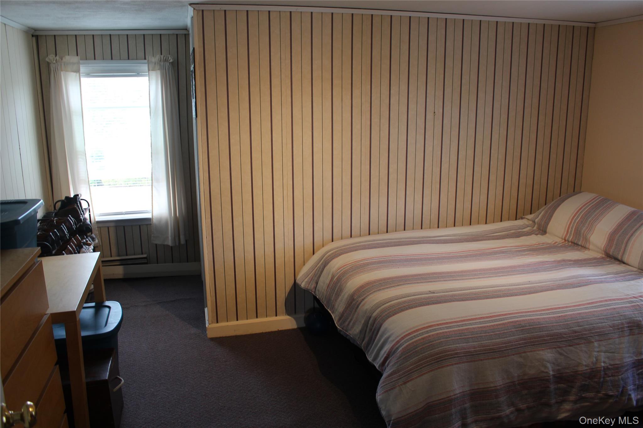 31 Garden Boulevard, Hicksville, NY 11801