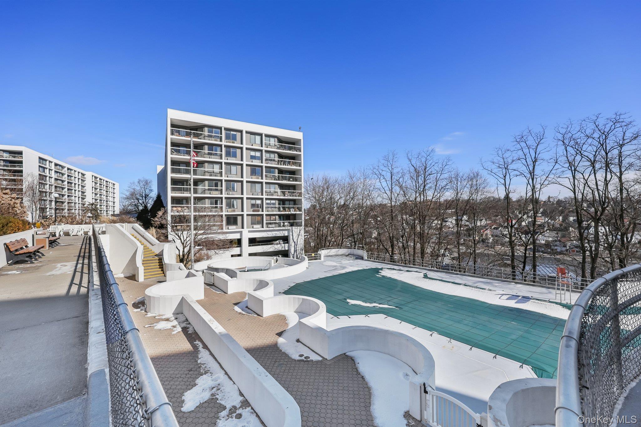 400 High Point Drive # 409, Hartsdale, NY 10530