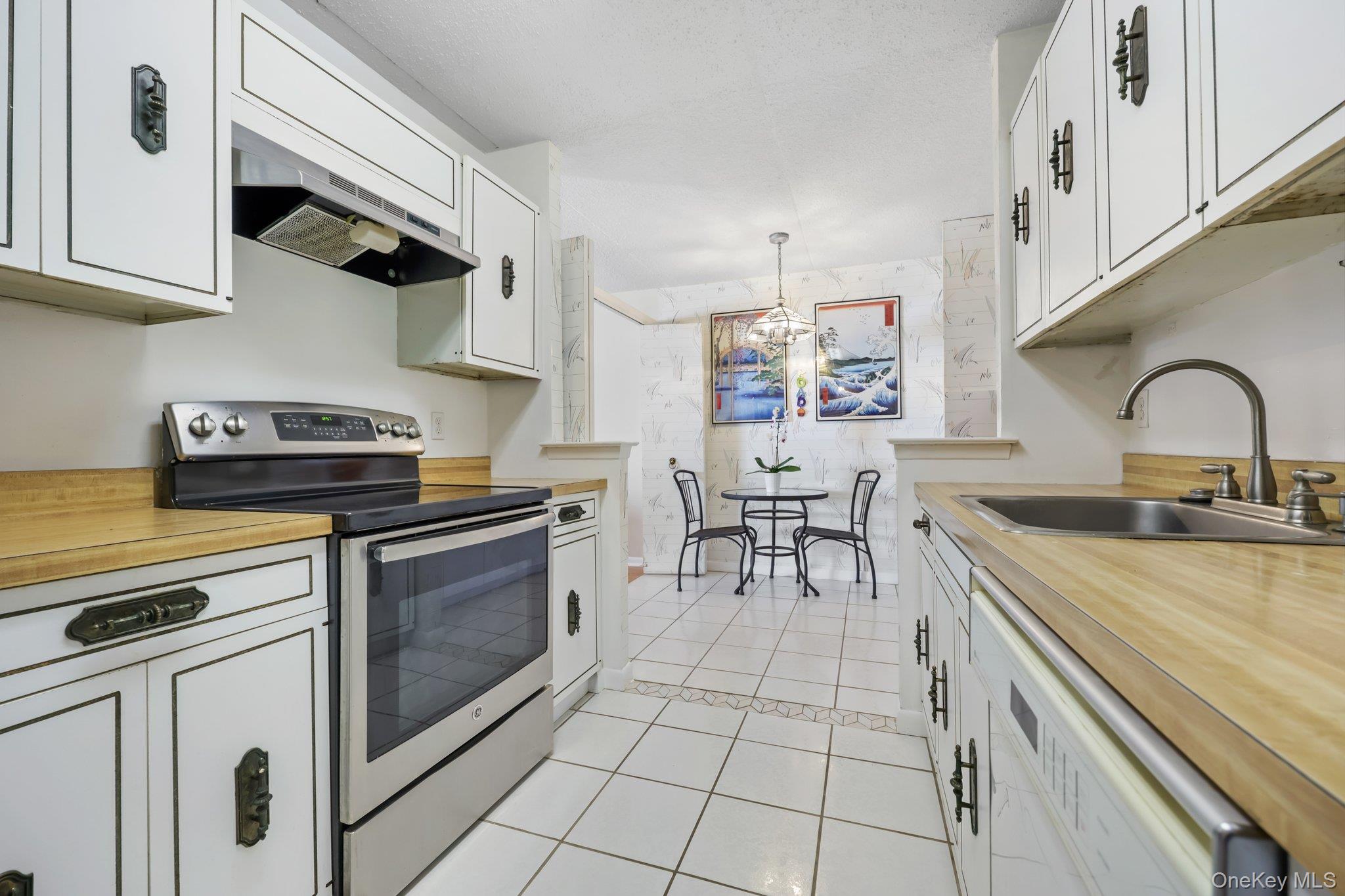 400 High Point Drive # 409, Hartsdale, NY 10530