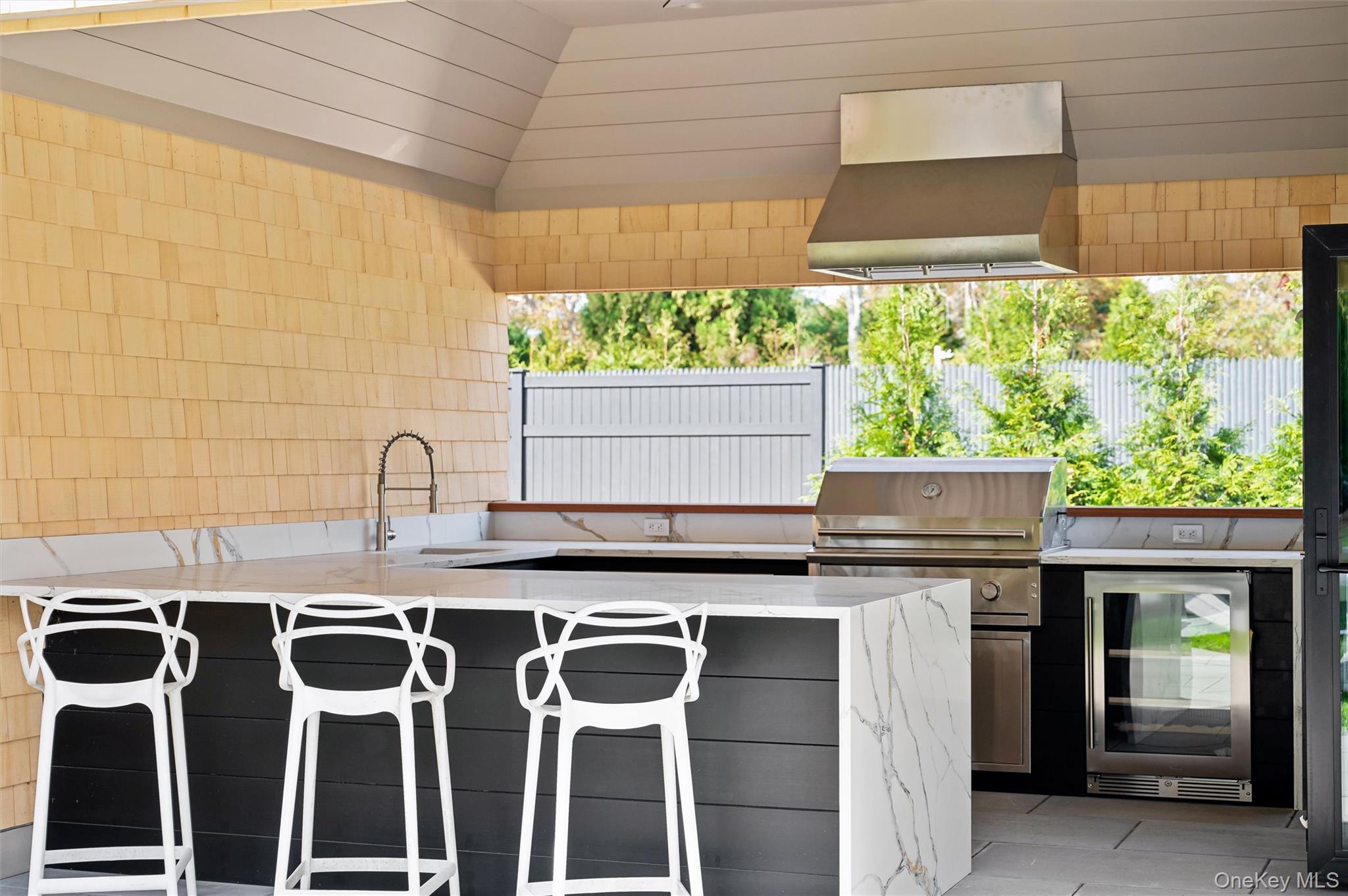 510 Abrahams Path, Amagansett, NY 11930