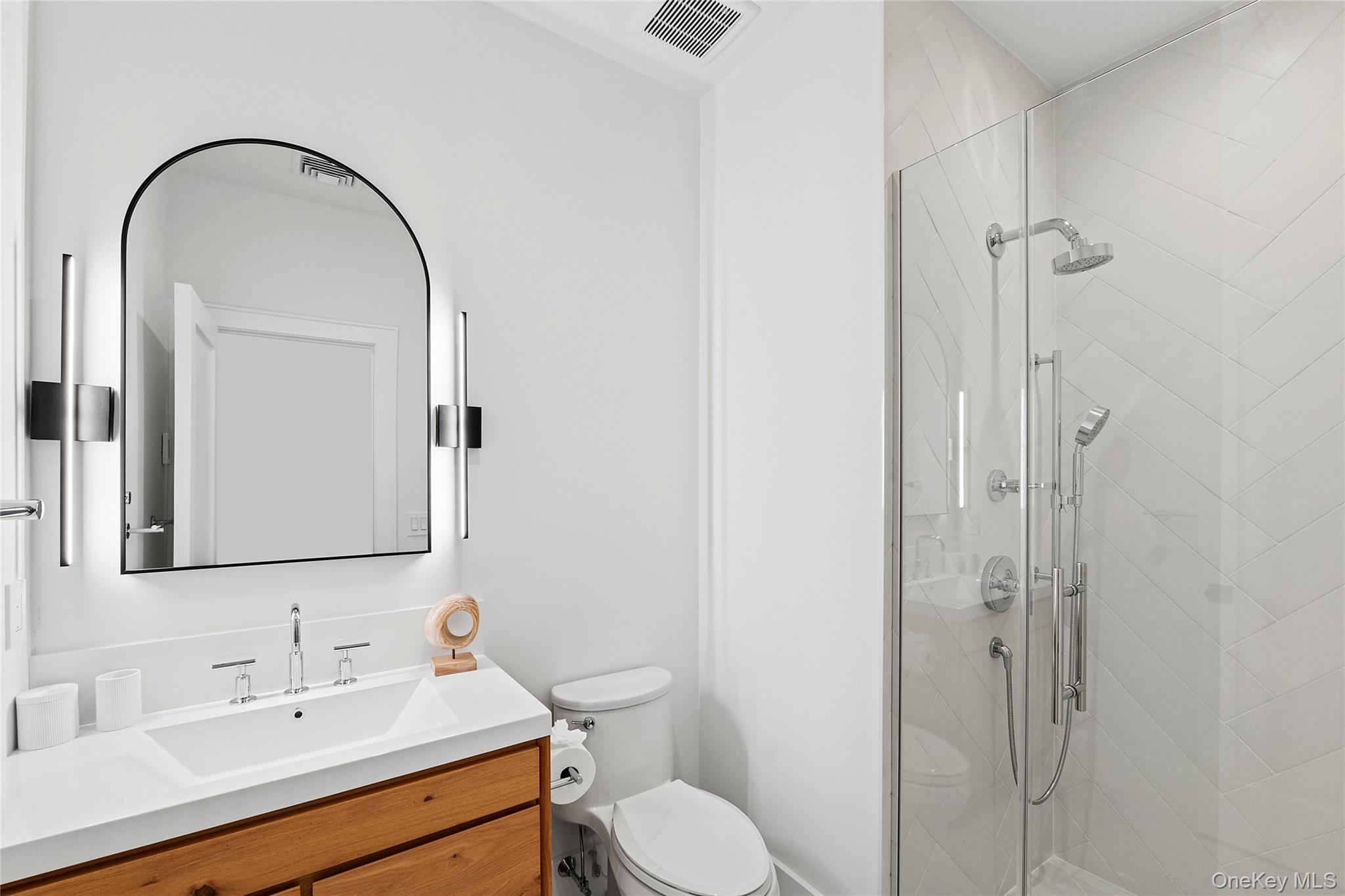 510 Abrahams Path, Amagansett, NY 11930