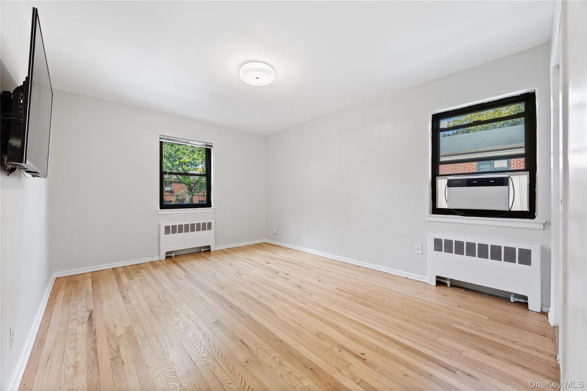 73-08 220th Street # Lower, 405B1, Oakland Gardens, NY 11364