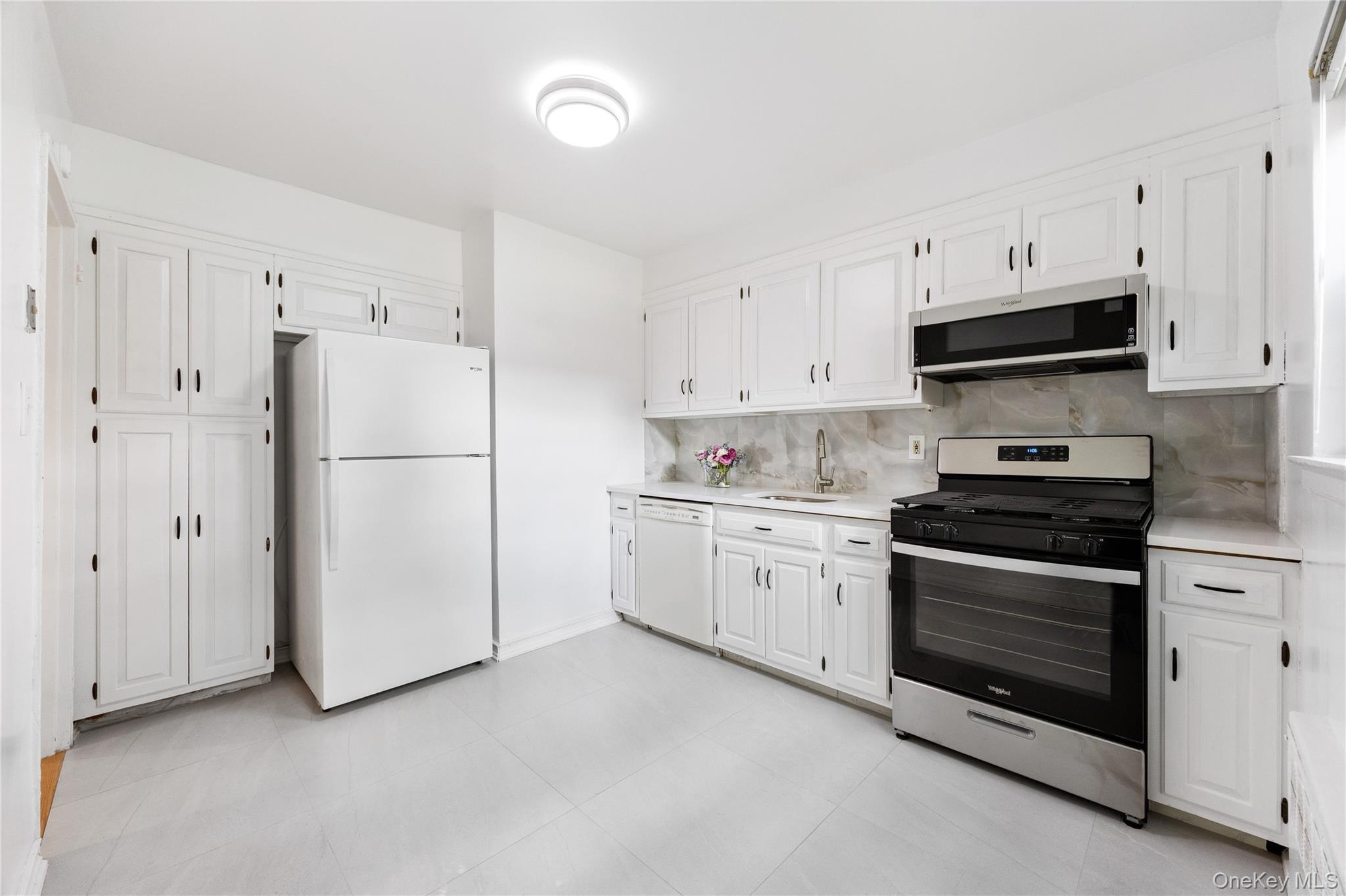 73-08 220th Street # Lower, 405B1, Oakland Gardens, NY 11364