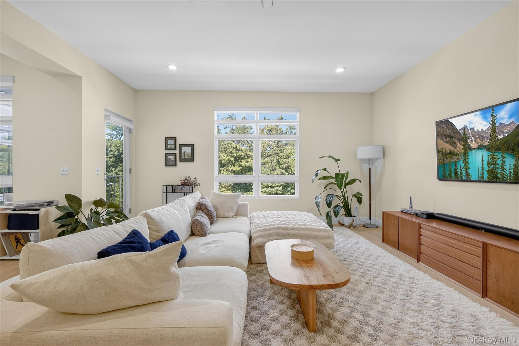 30 Beekman Street # 207, Beacon, NY 12508