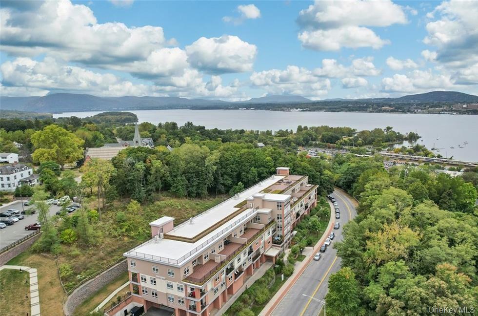 30 Beekman Street # 207, Beacon, NY 12508