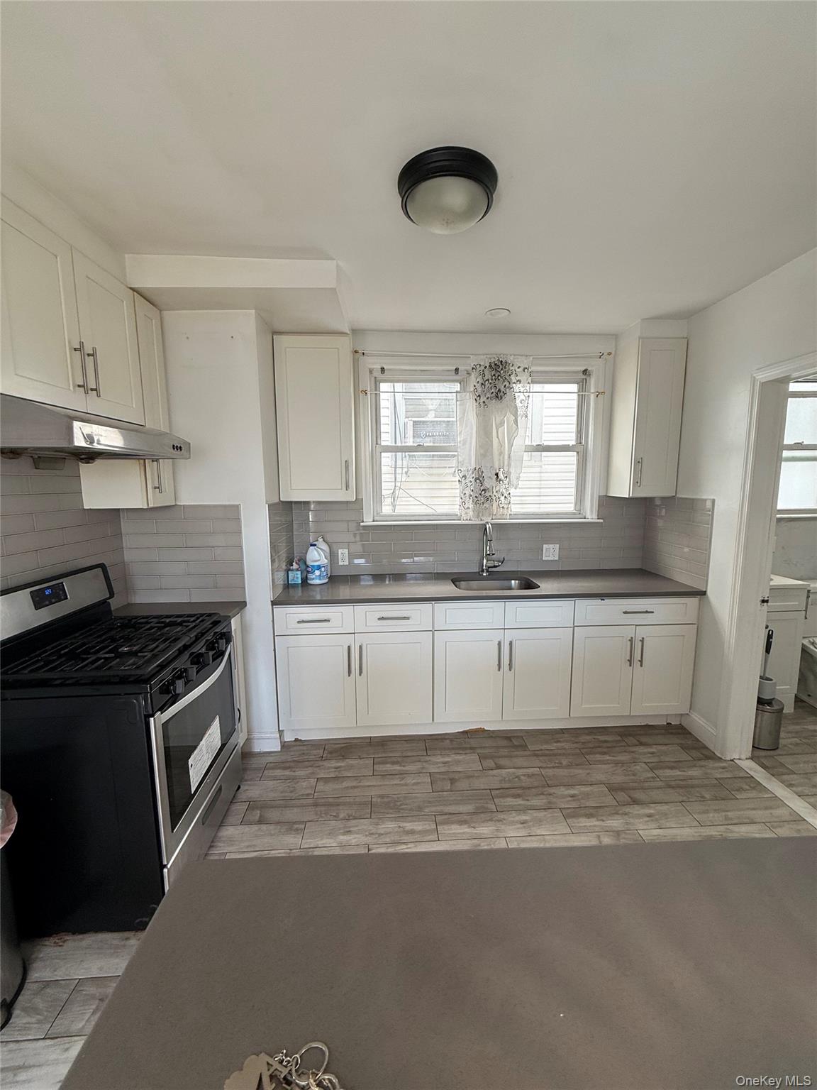 2201 125th Street, College Point, NY 11356