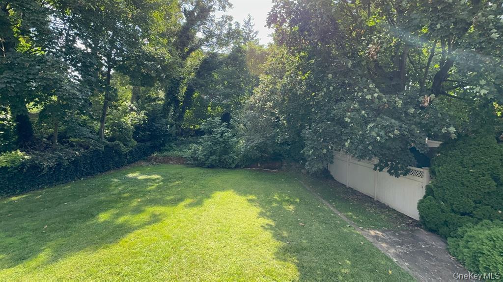 4734 Glenwood Street, Little Neck, NY 11362