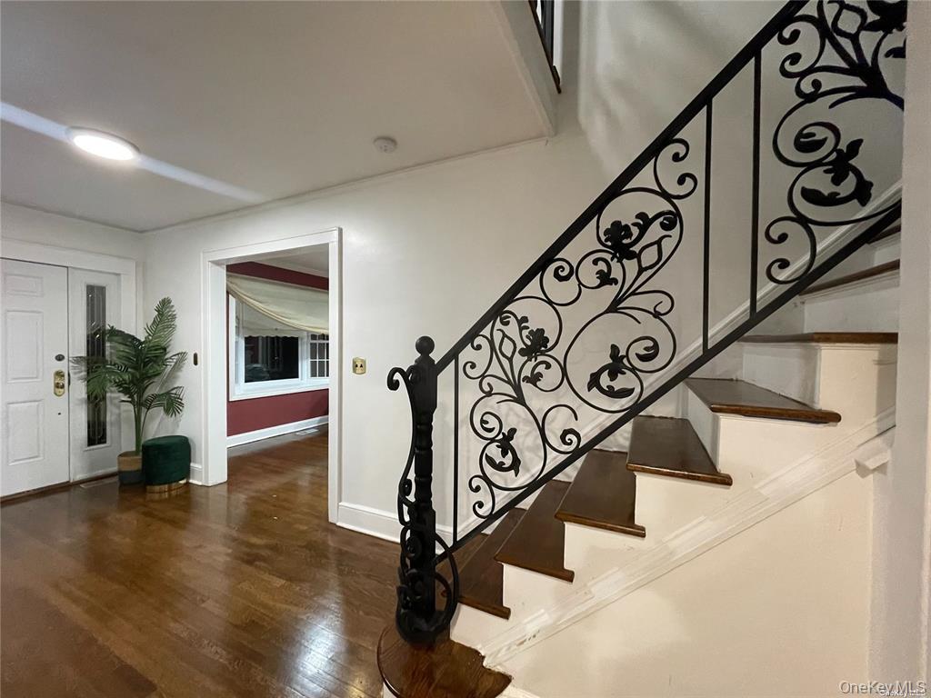 4734 Glenwood Street, Little Neck, NY 11362