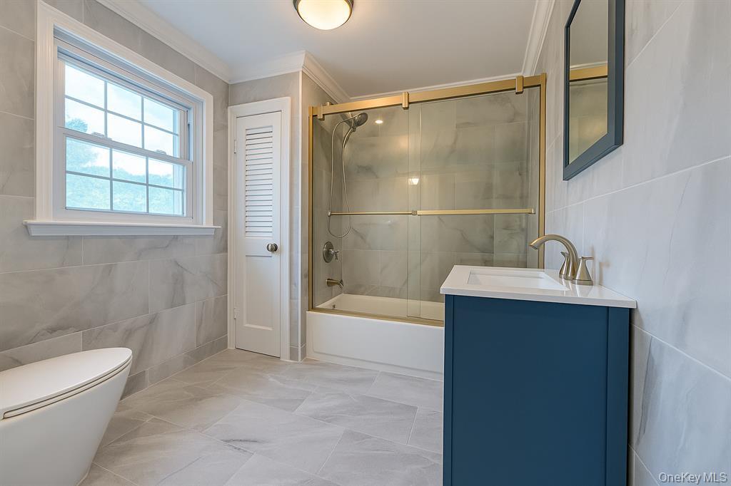 4734 Glenwood Street, Little Neck, NY 11362