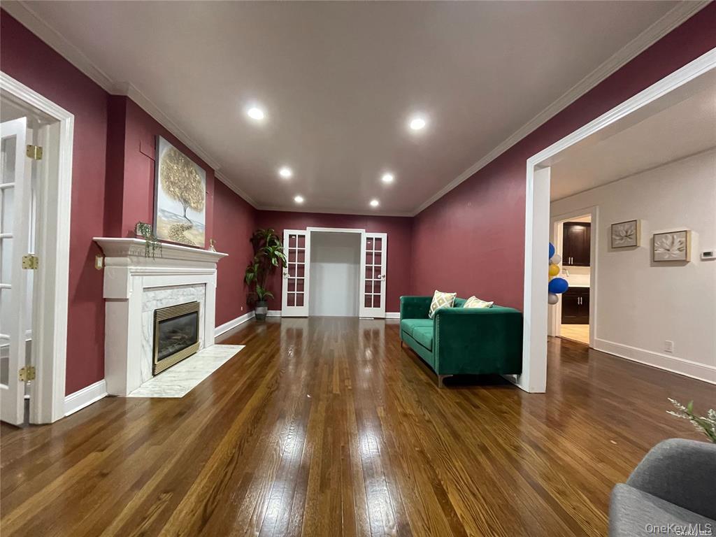 4734 Glenwood Street, Little Neck, NY 11362