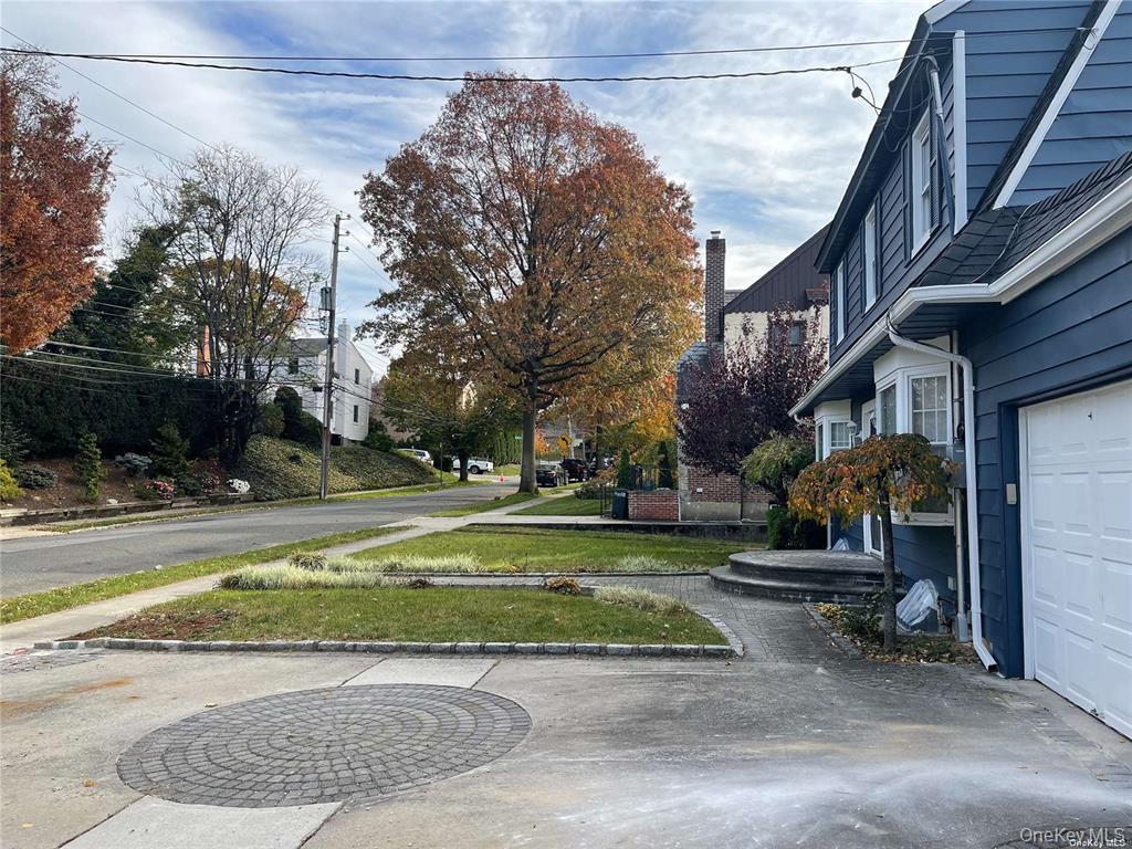 4734 Glenwood Street, Little Neck, NY 11362