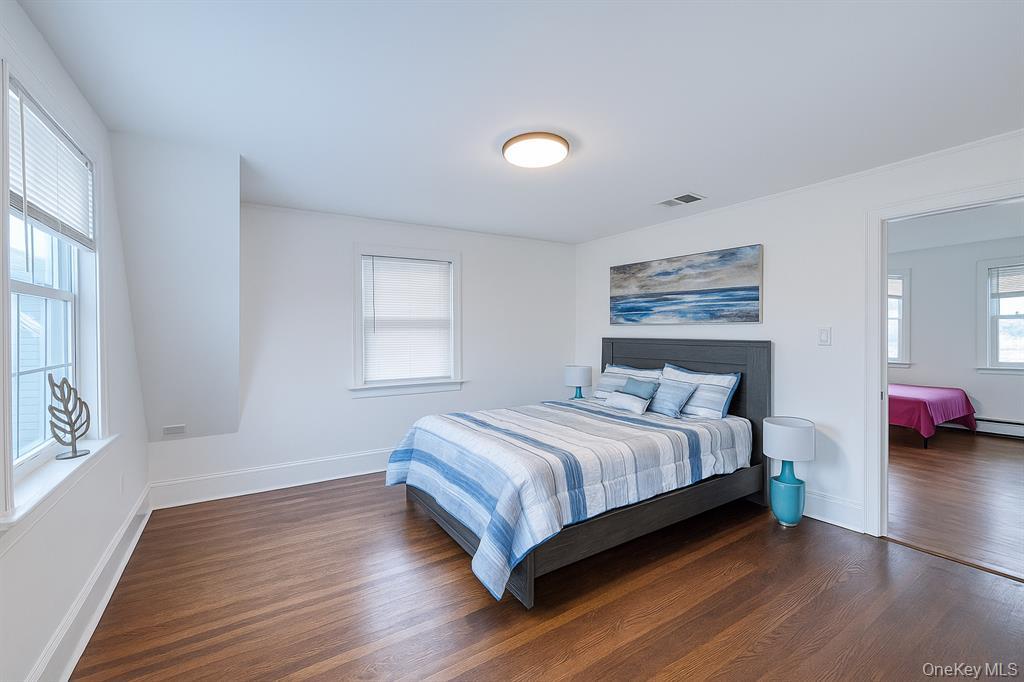 4734 Glenwood Street, Little Neck, NY 11362