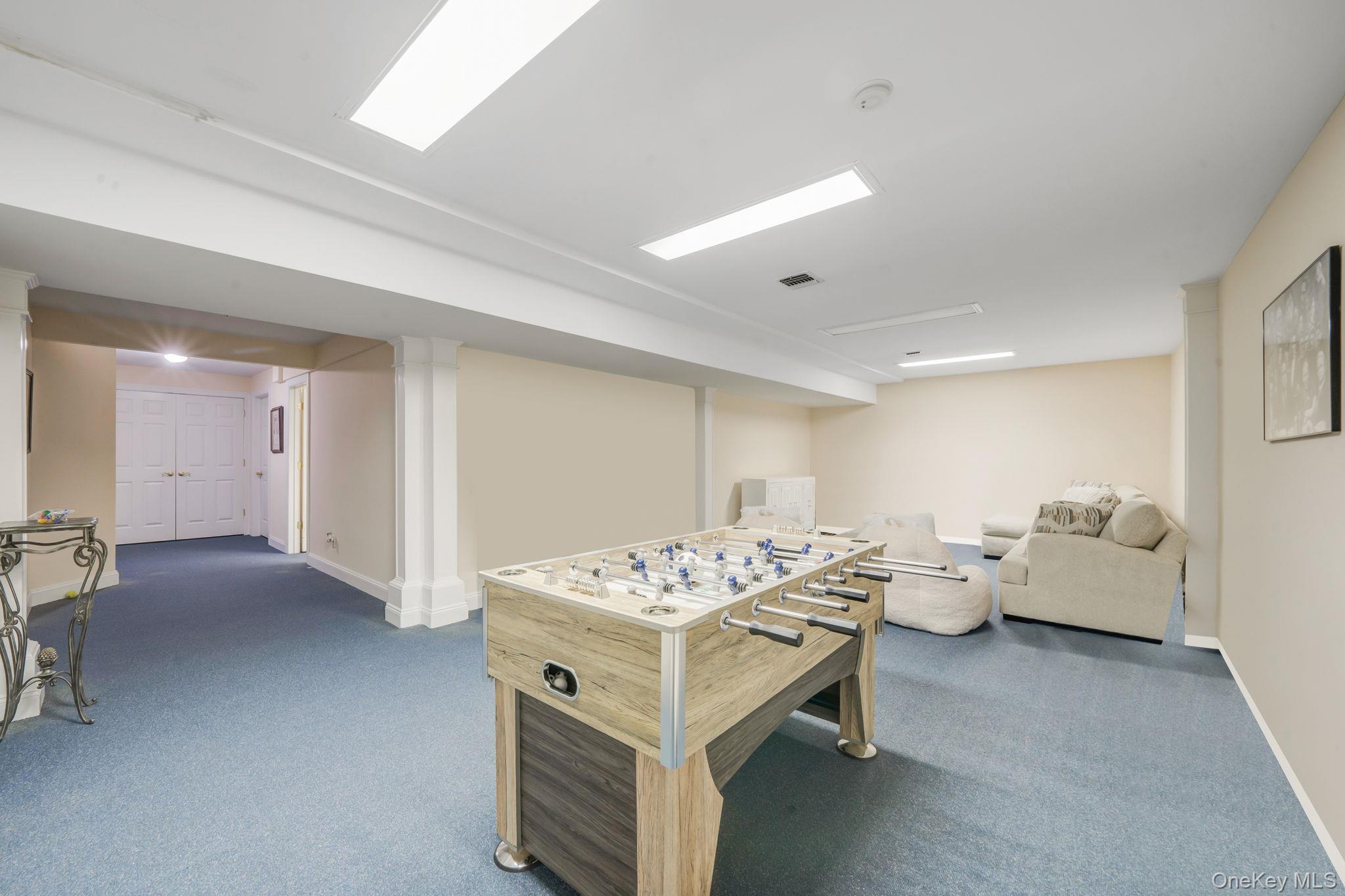 52 Hamlet Drive # 52, Commack, NY 11725