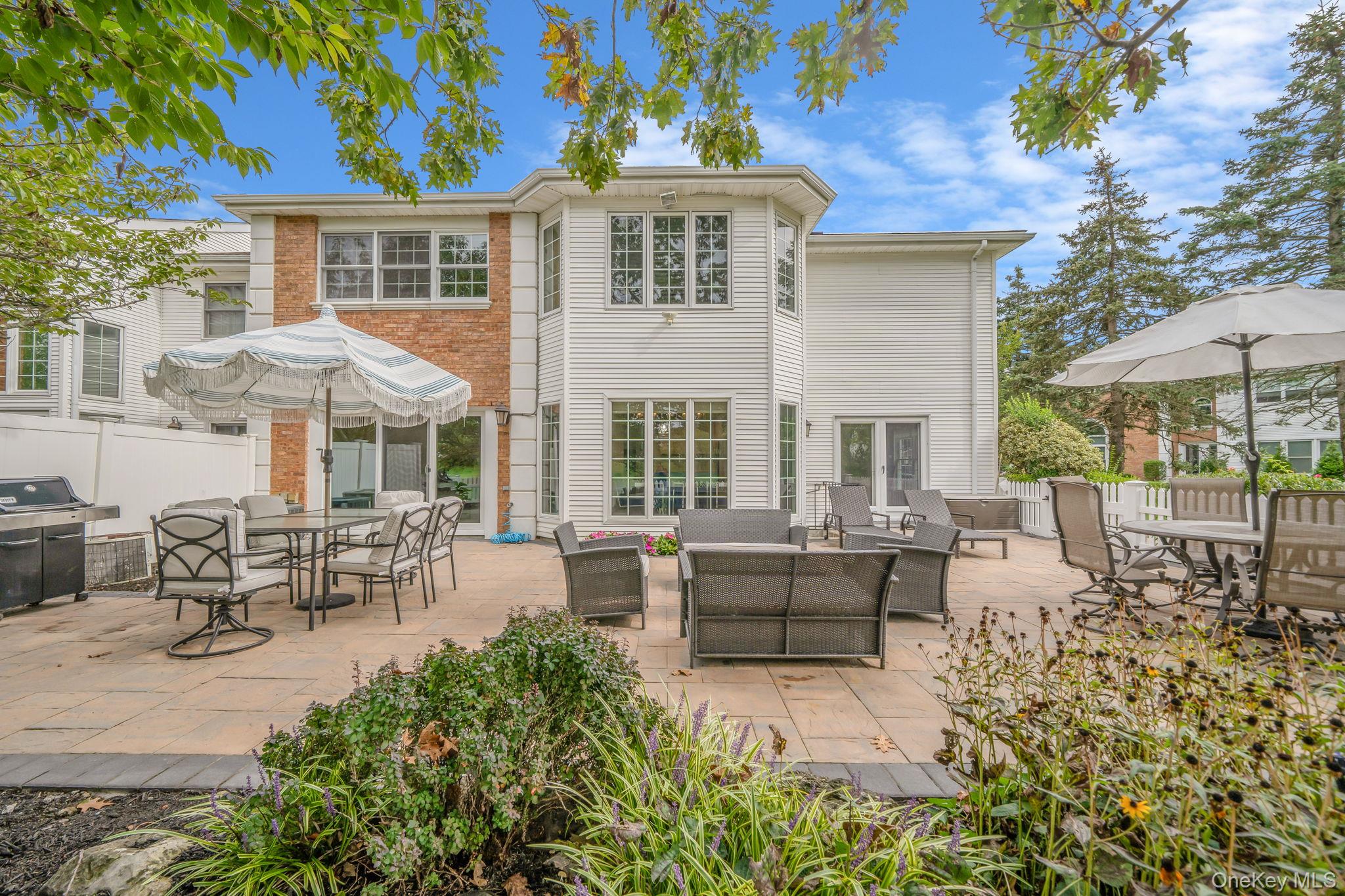 52 Hamlet Drive # 52, Commack, NY 11725