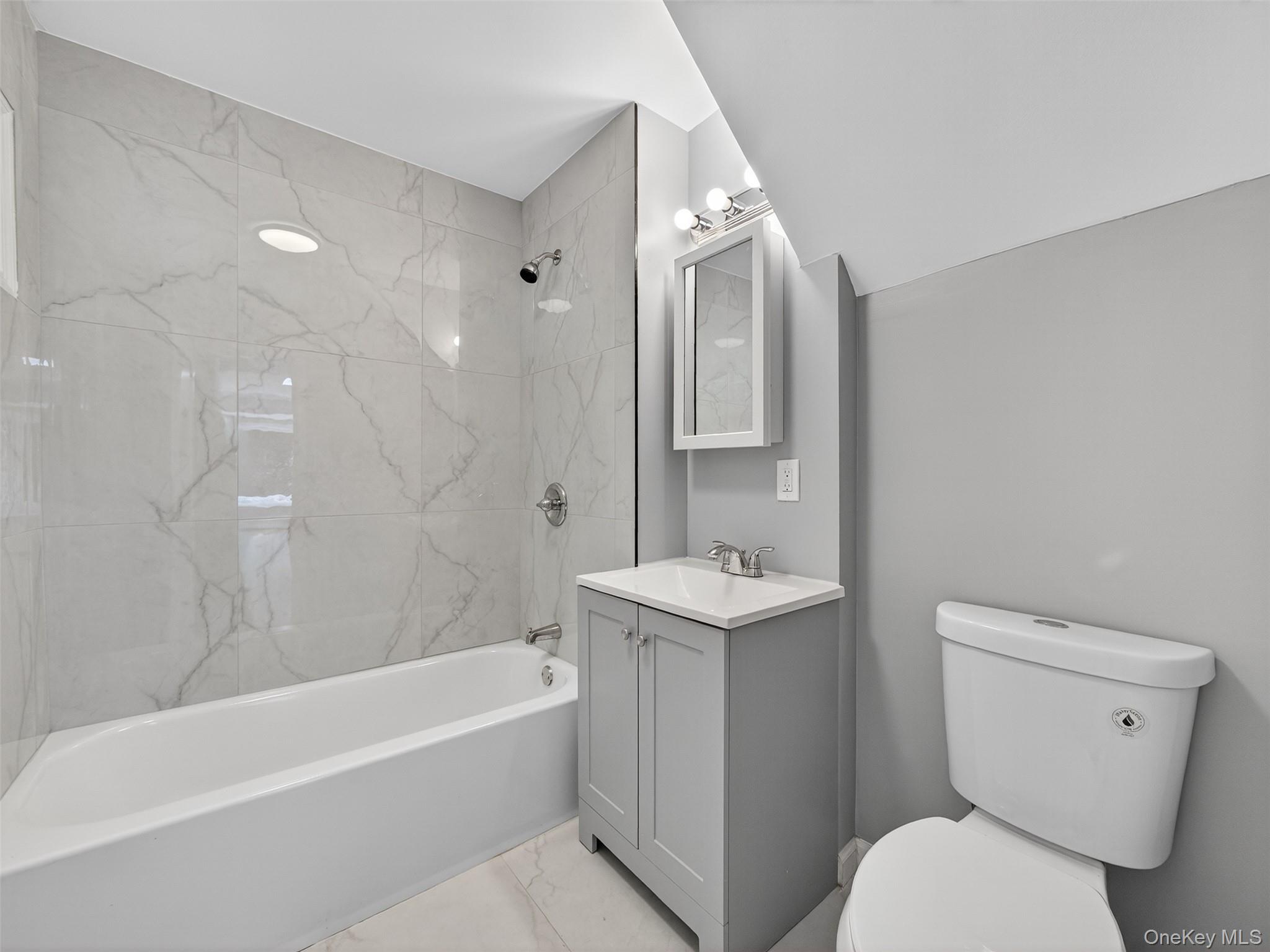 63 Lindbergh Lane, New City, NY 10956