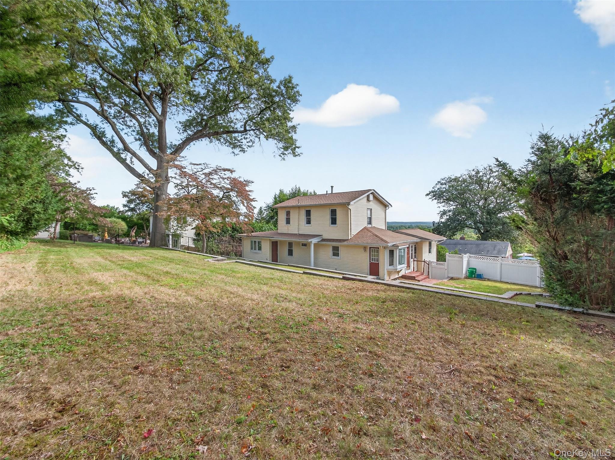 63 Lindbergh Lane, New City, NY 10956