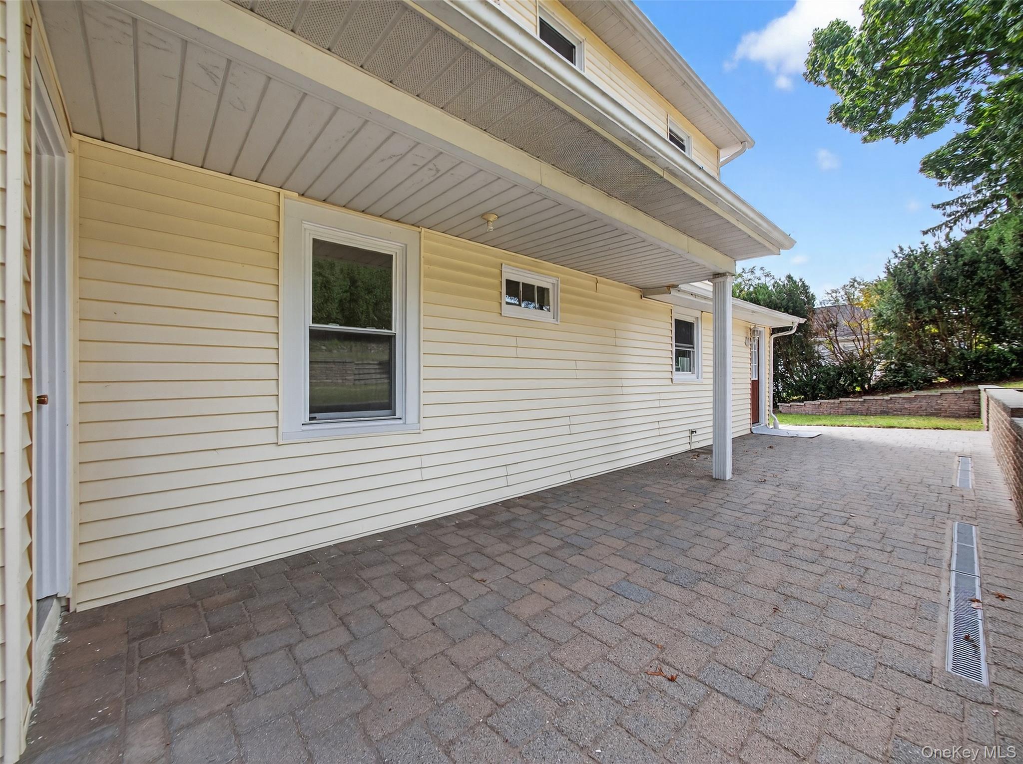 63 Lindbergh Lane, New City, NY 10956