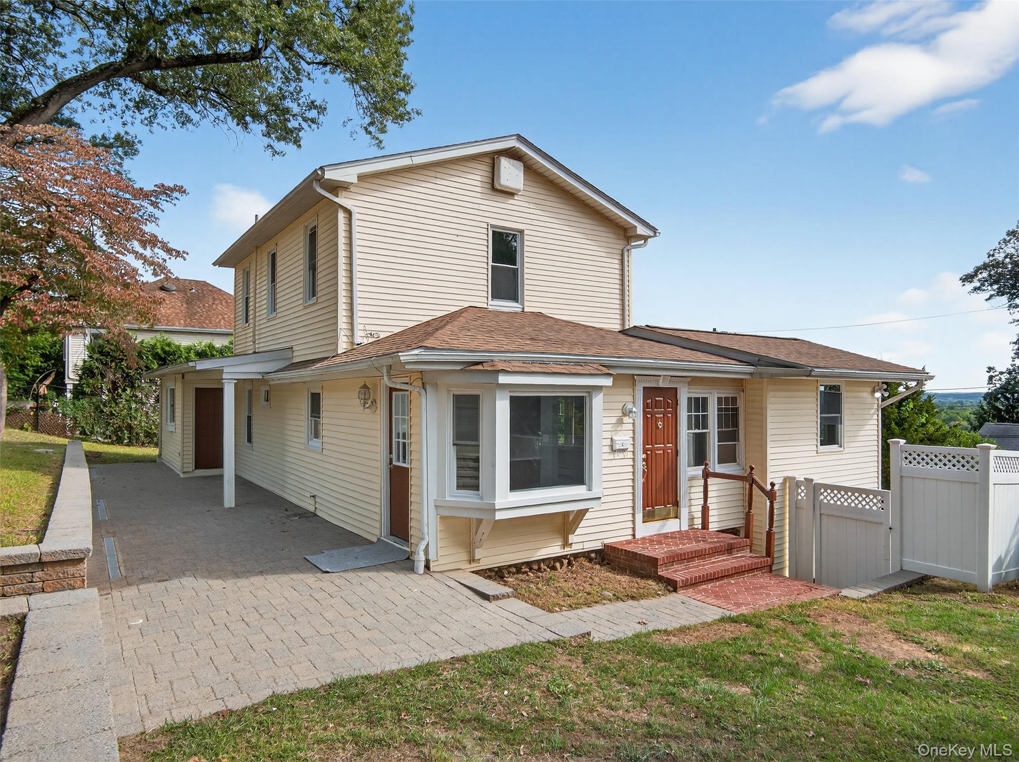 63 Lindbergh Lane, New City, NY 10956