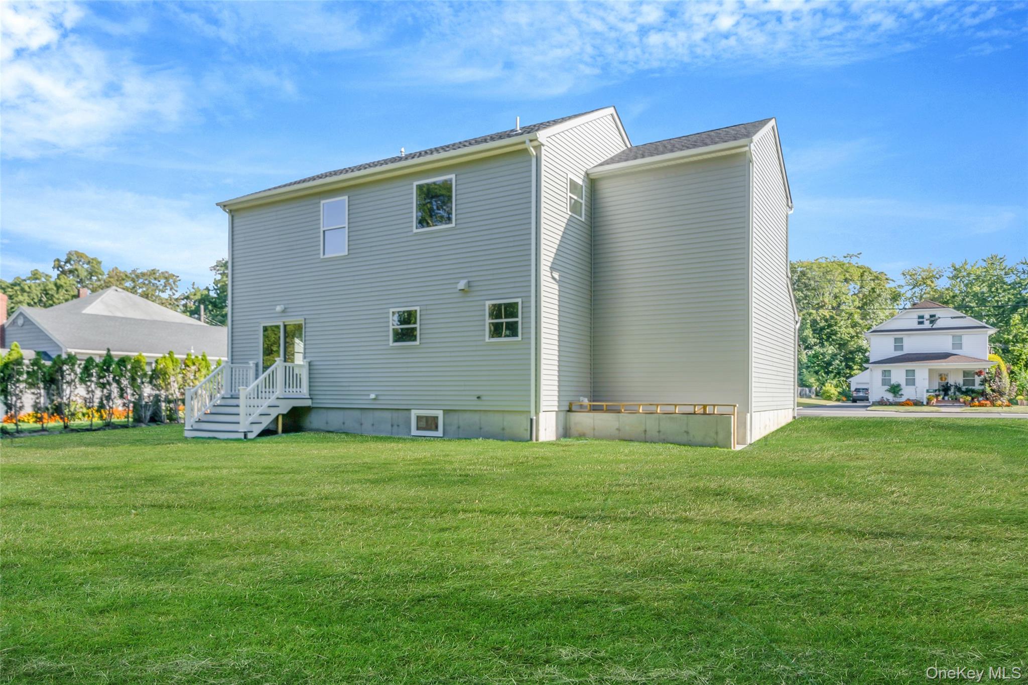 817 Pondview Road, Riverhead, NY 11901