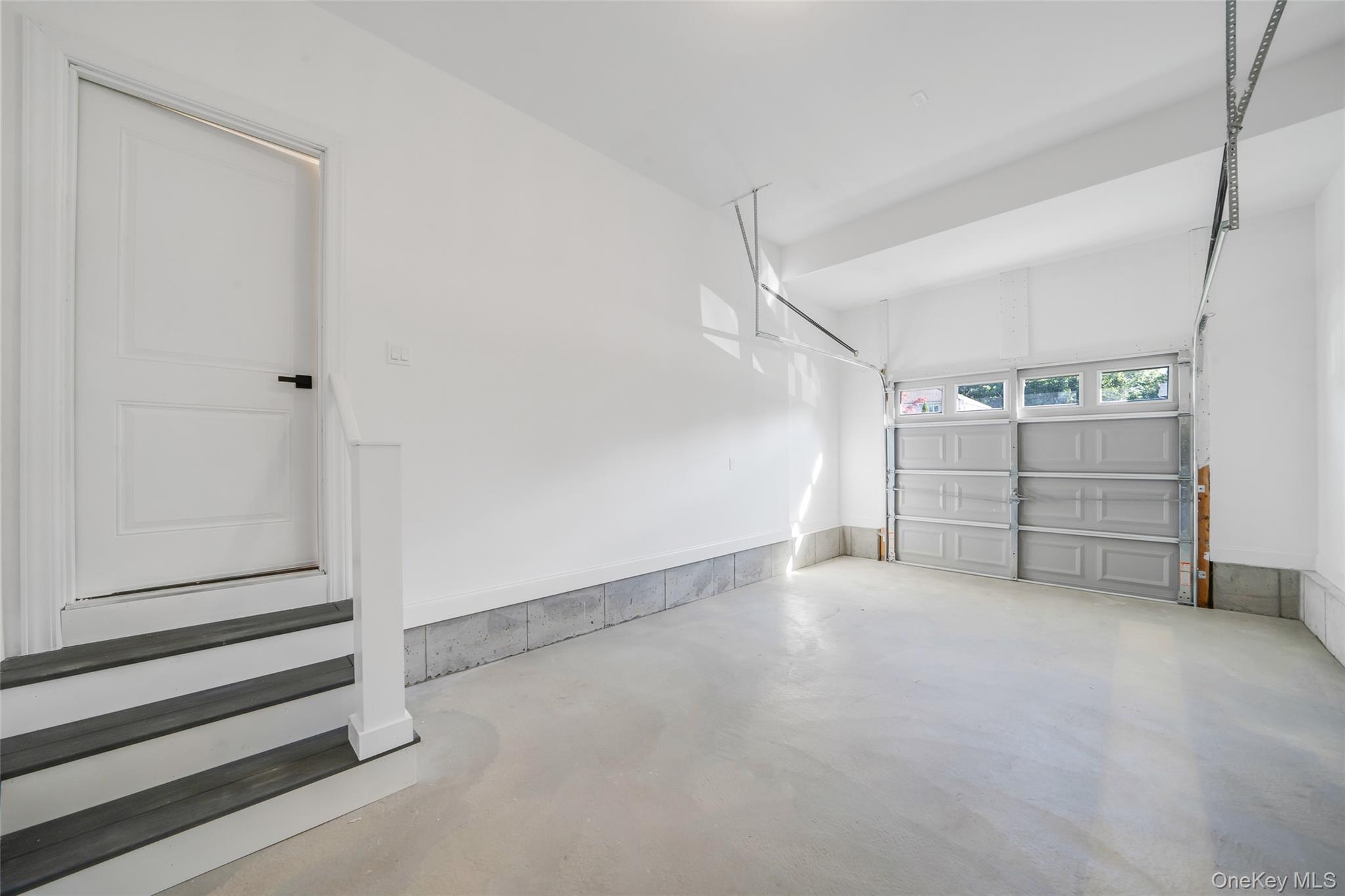 817 Pondview Road, Riverhead, NY 11901