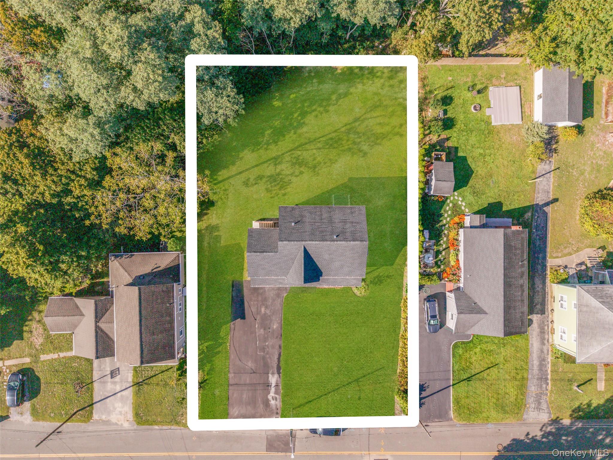 817 Pondview Road, Riverhead, NY 11901