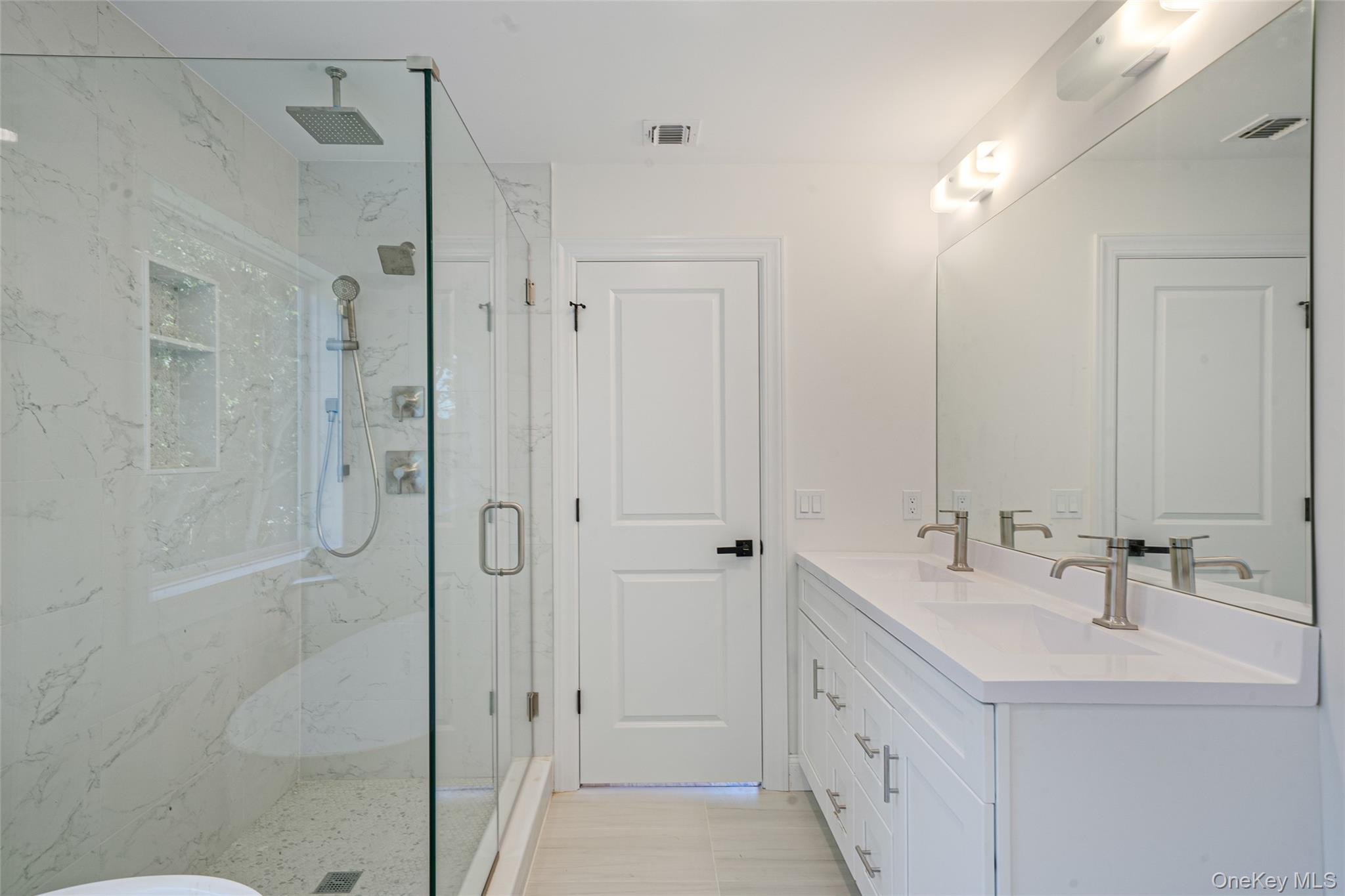 817 Pondview Road, Riverhead, NY 11901