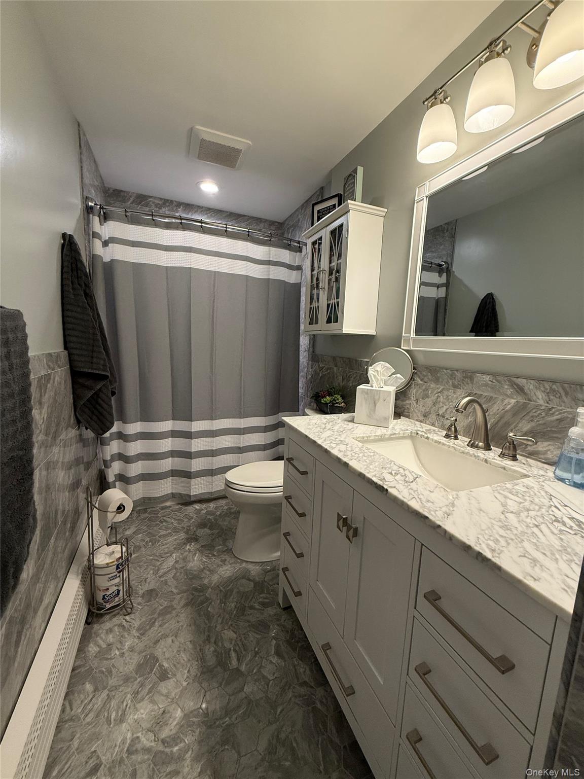 386 Lillian Boulevard, Holbrook, NY 11741