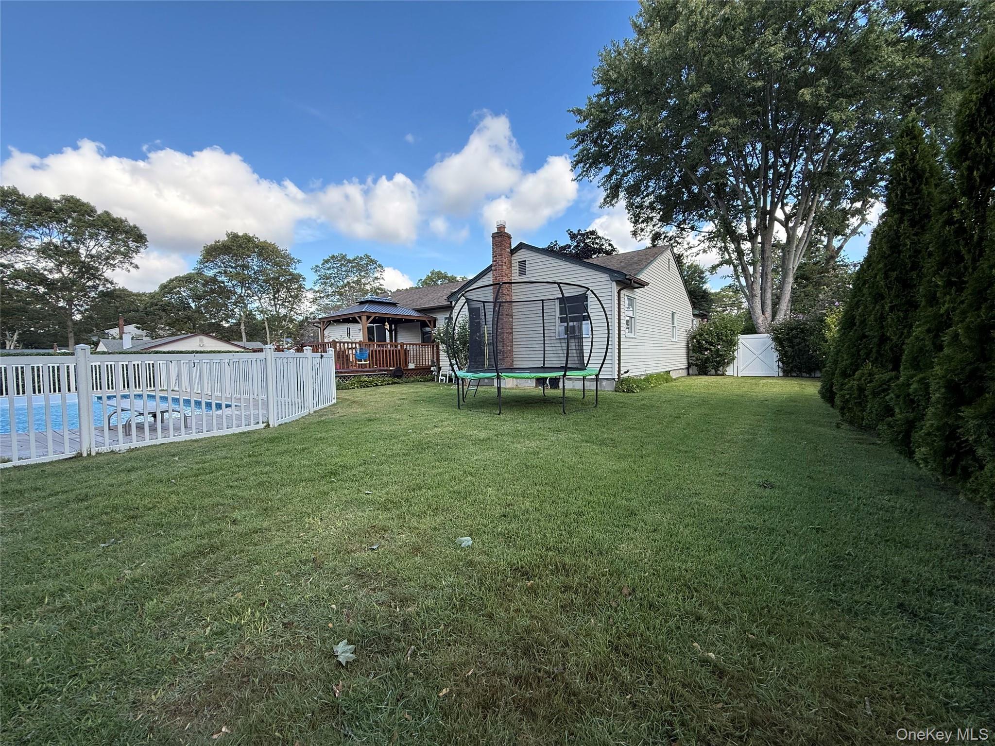 386 Lillian Boulevard, Holbrook, NY 11741