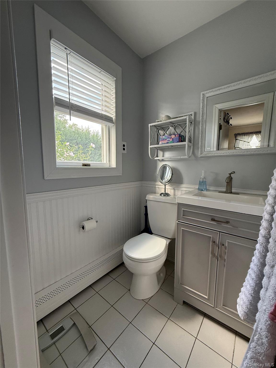 386 Lillian Boulevard, Holbrook, NY 11741