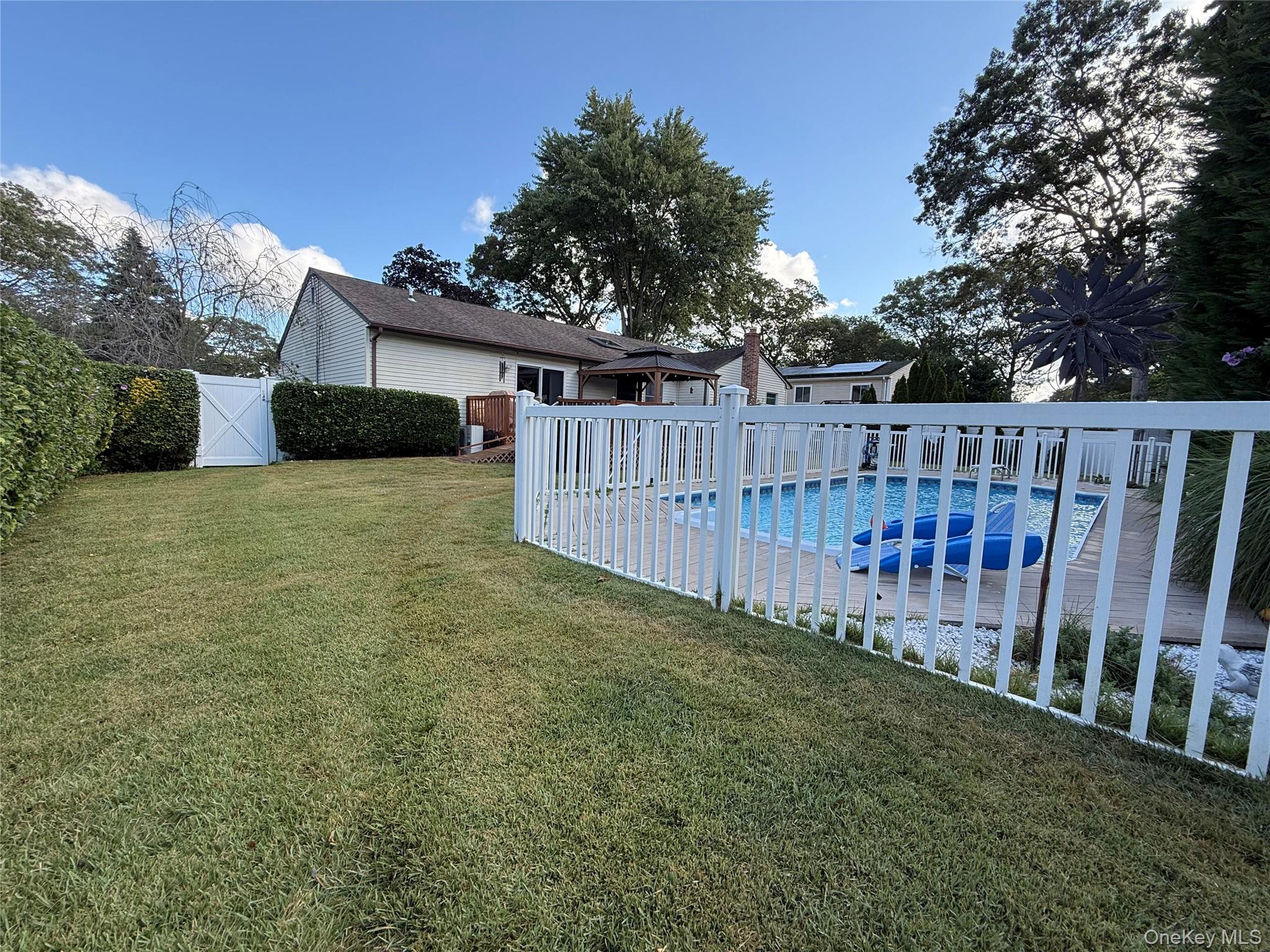 386 Lillian Boulevard, Holbrook, NY 11741