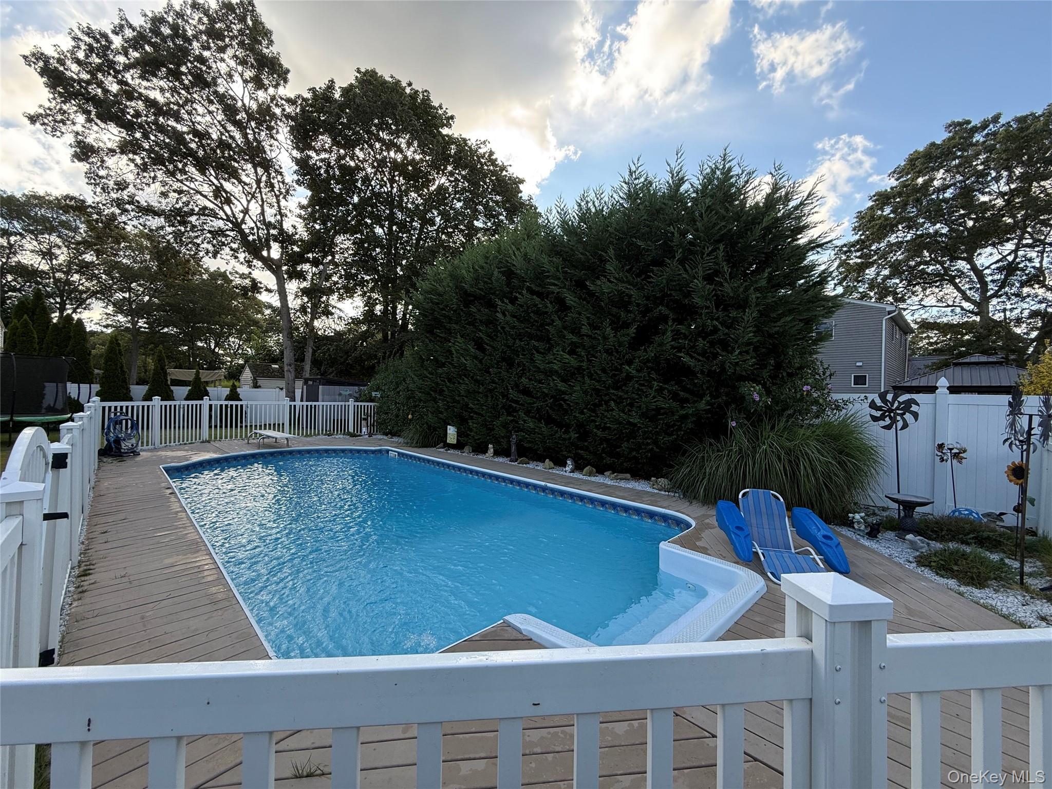 386 Lillian Boulevard, Holbrook, NY 11741