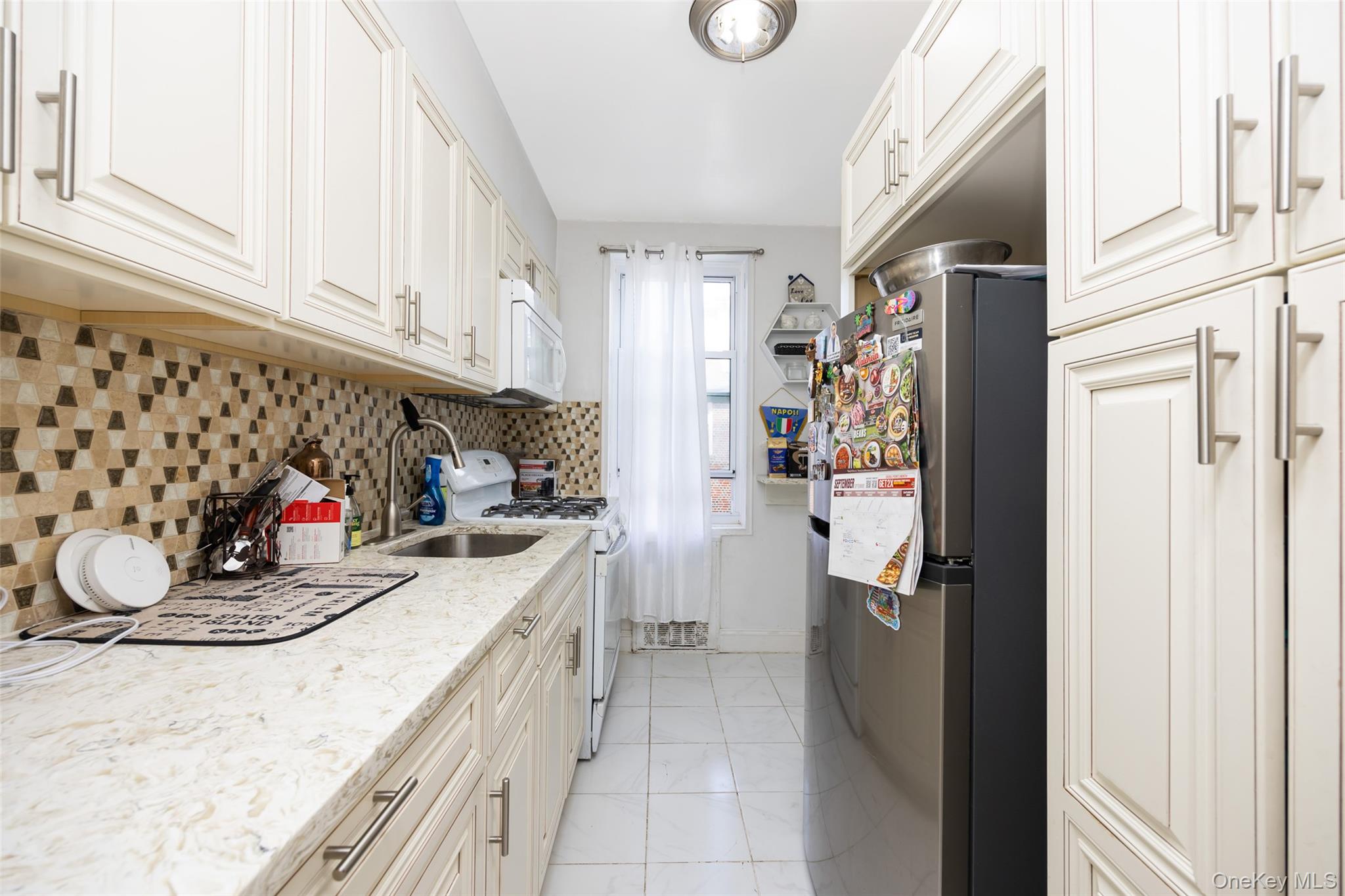 88-09 35th Avenue # 2O, Jackson Heights, NY 11372