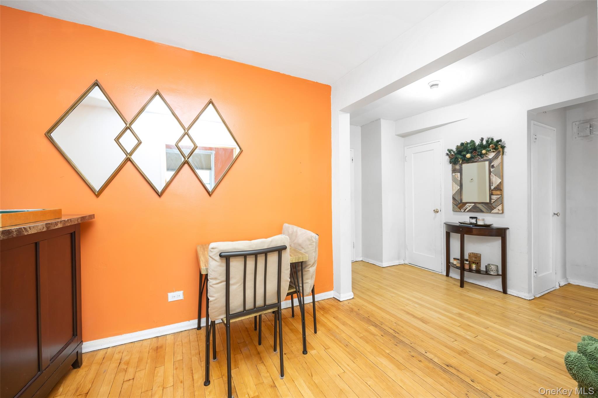 88-09 35th Avenue # 2O, Jackson Heights, NY 11372