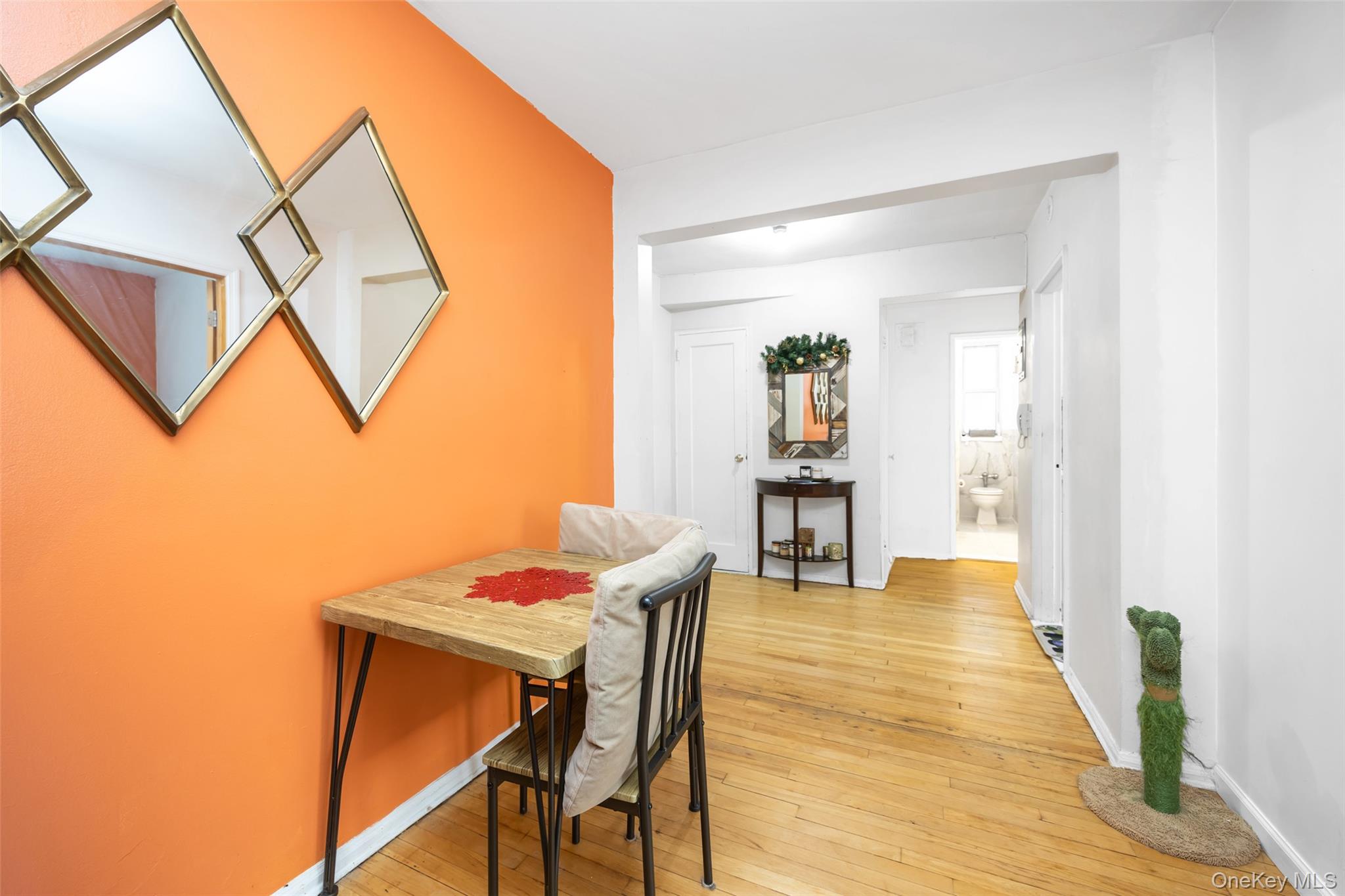 88-09 35th Avenue # 2O, Jackson Heights, NY 11372