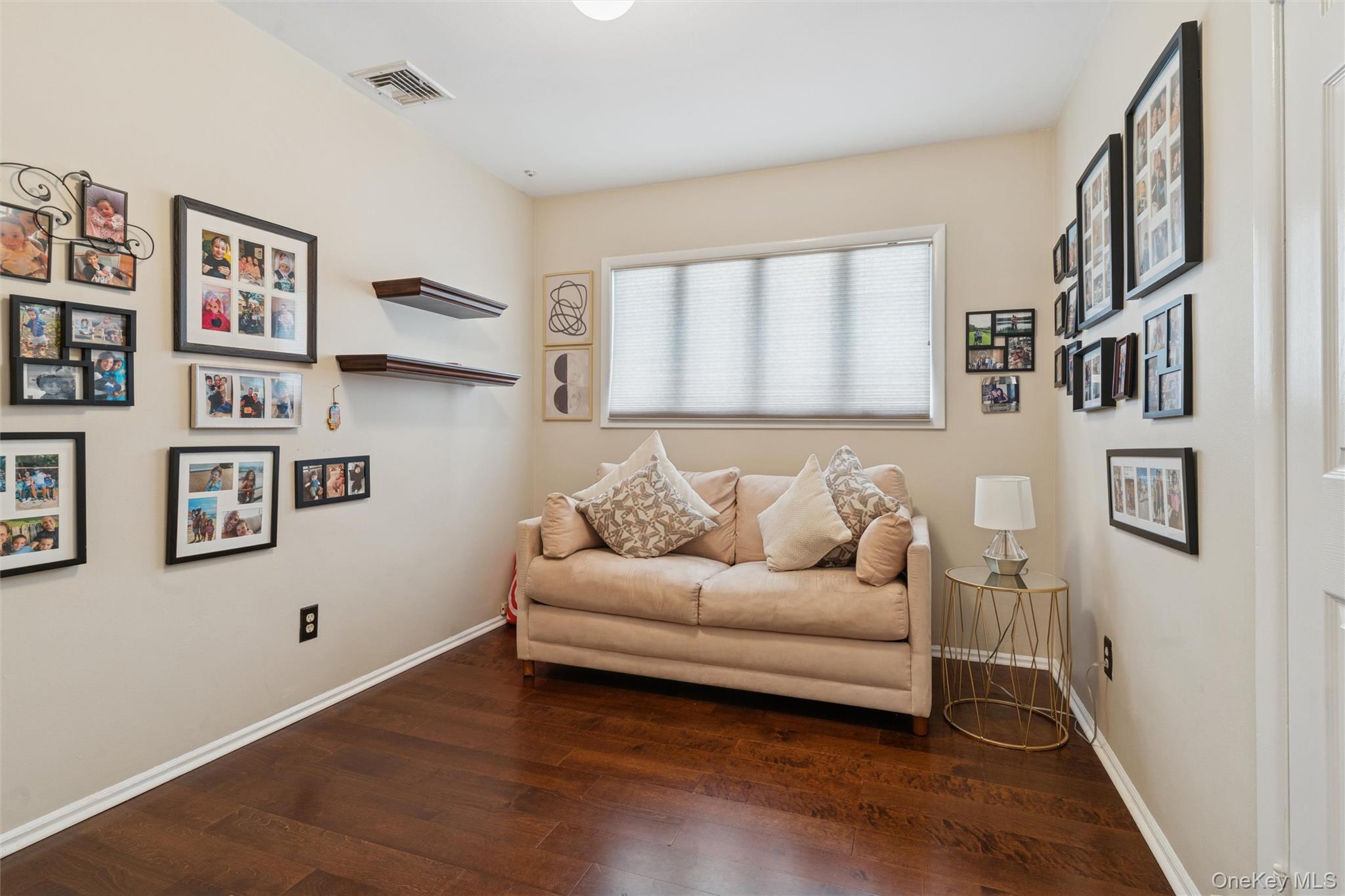 2147 Seneca Drive N, Merrick, NY 11566