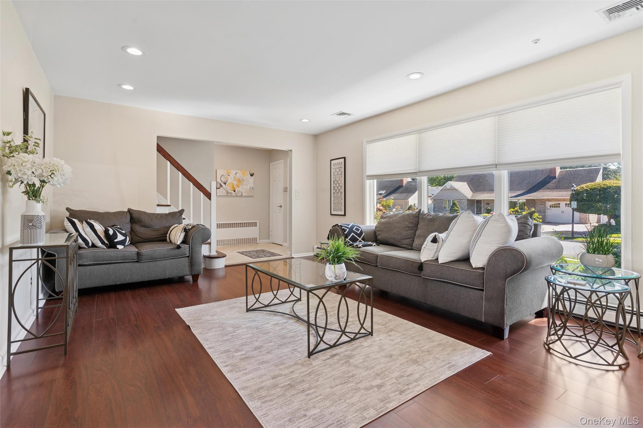 2147 Seneca Drive N, Merrick, NY 11566