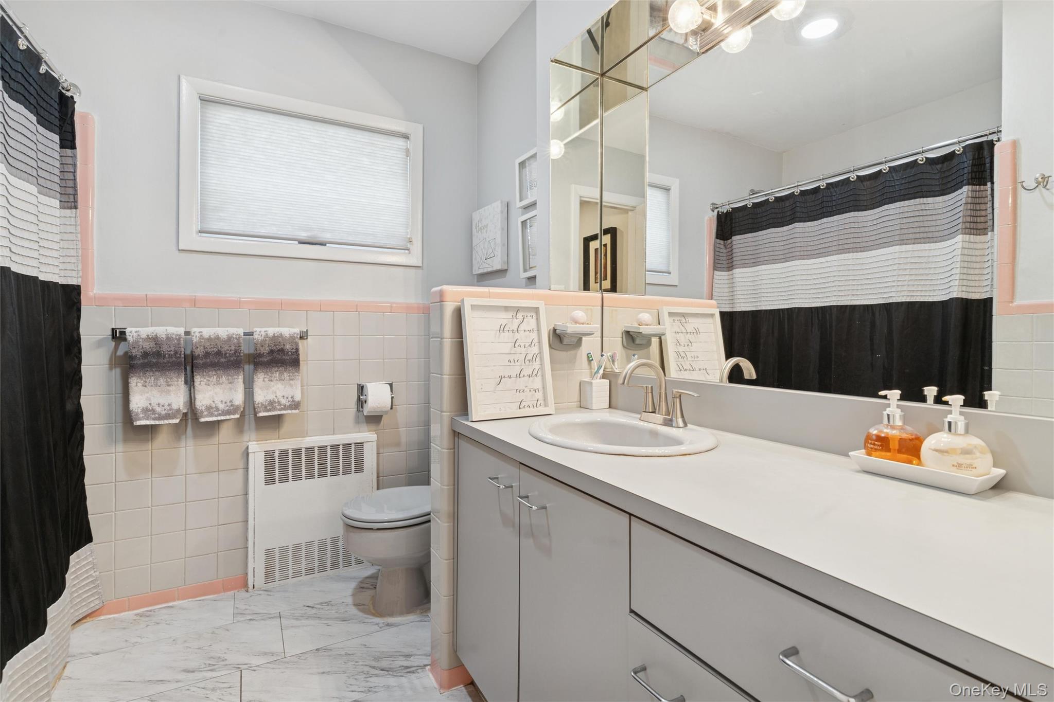 2147 Seneca Drive N, Merrick, NY 11566