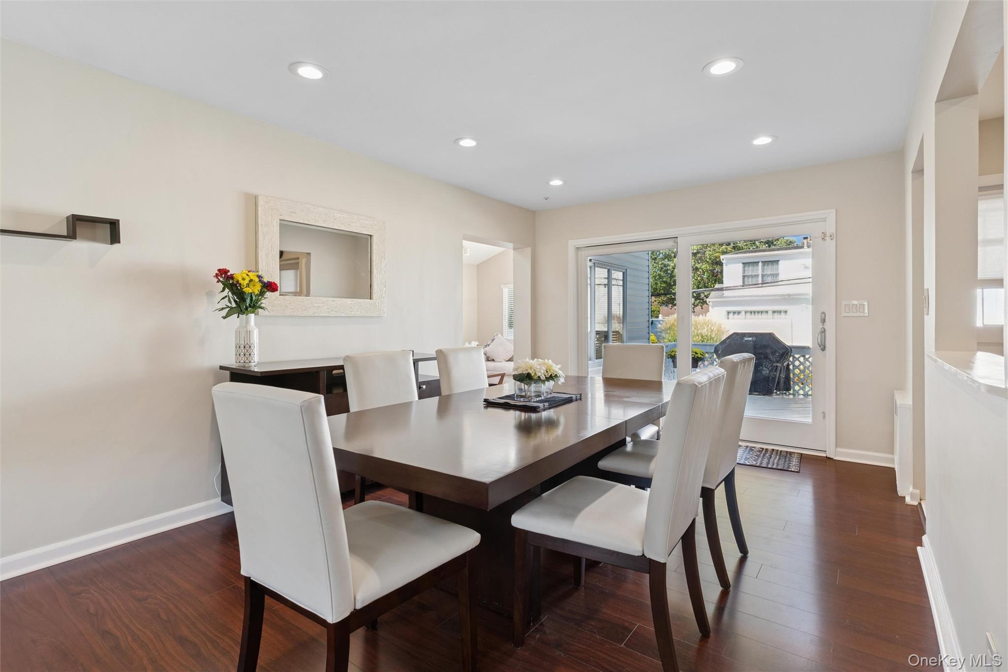 2147 Seneca Drive N, Merrick, NY 11566