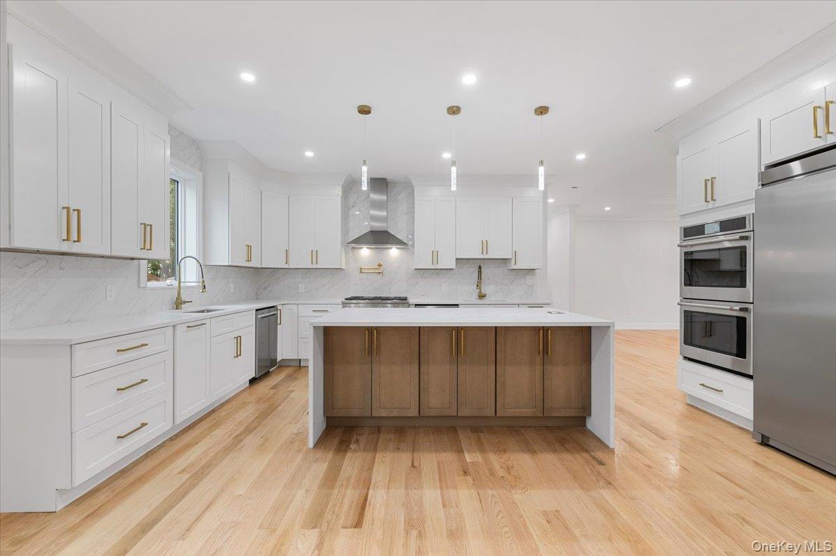 1028 E Broadway, Woodmere, NY 11598