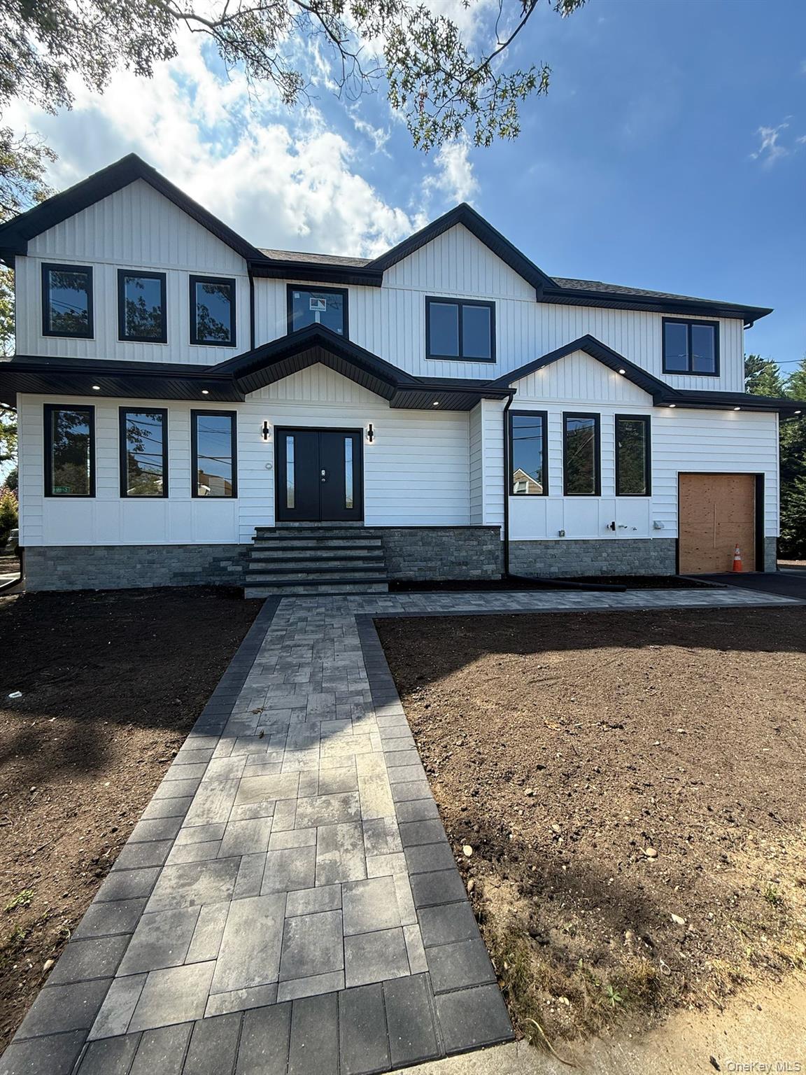 1028 E Broadway, Woodmere, NY 11598